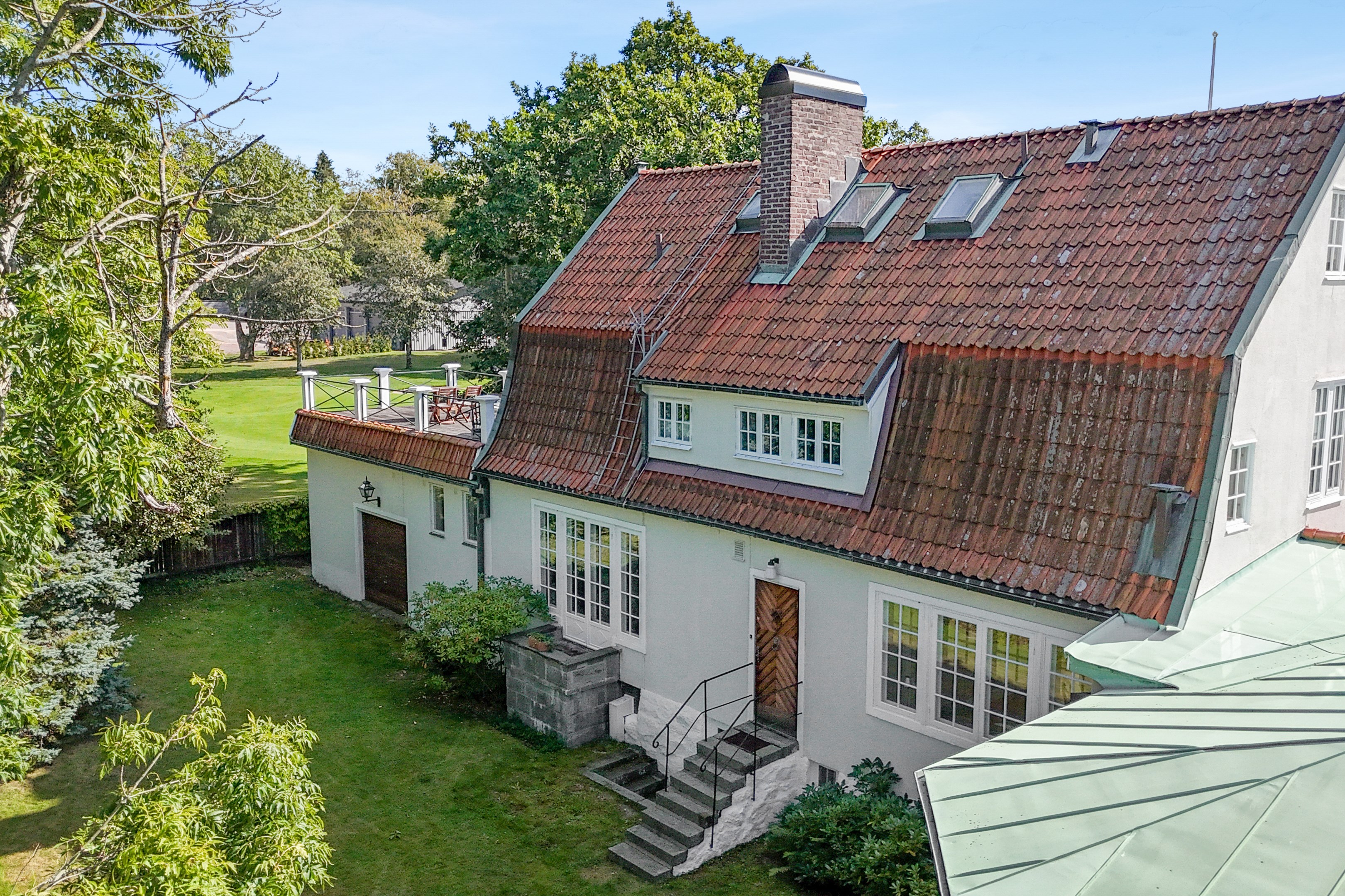 Vackert formspråk på huset