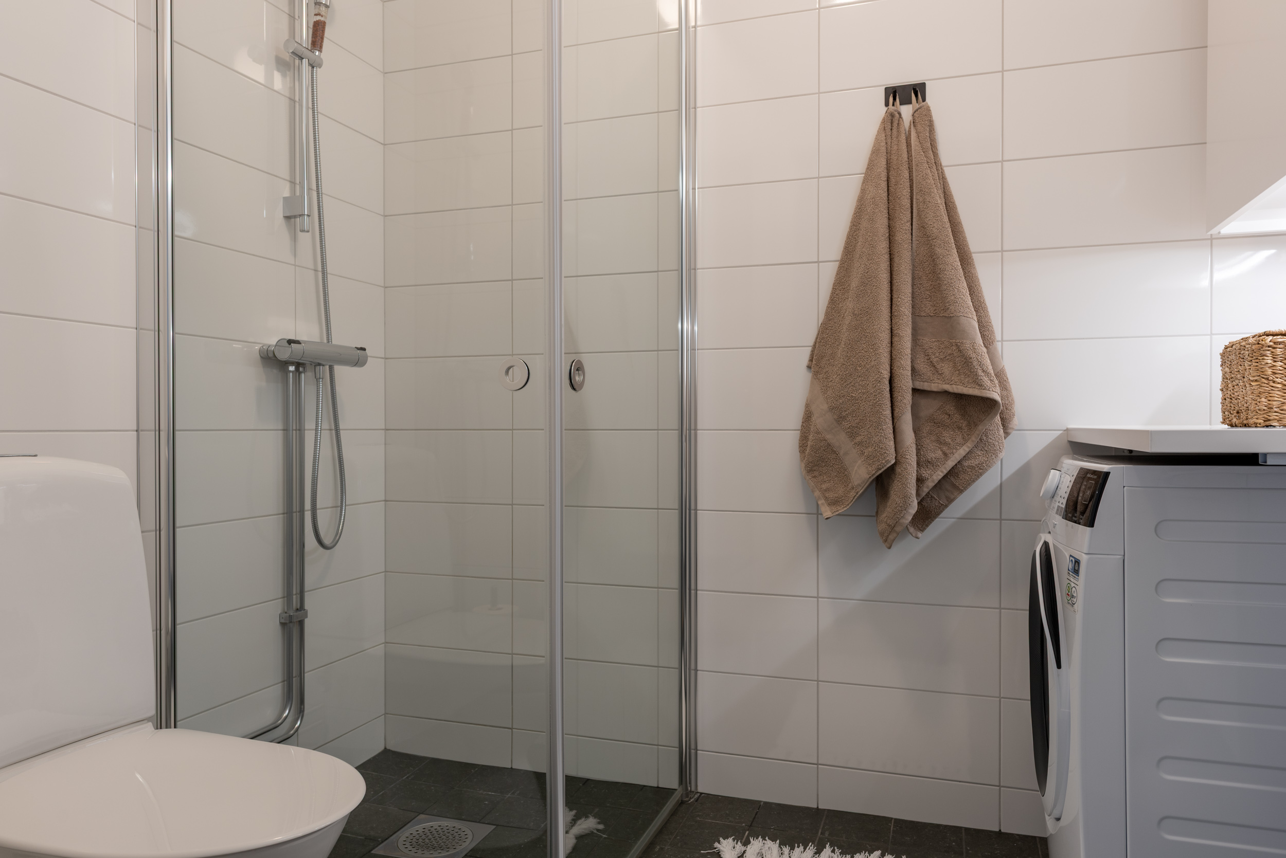 Bostadsbild från Poseidongatan 7, Till salu i Öster Mälarstrand, Västerås