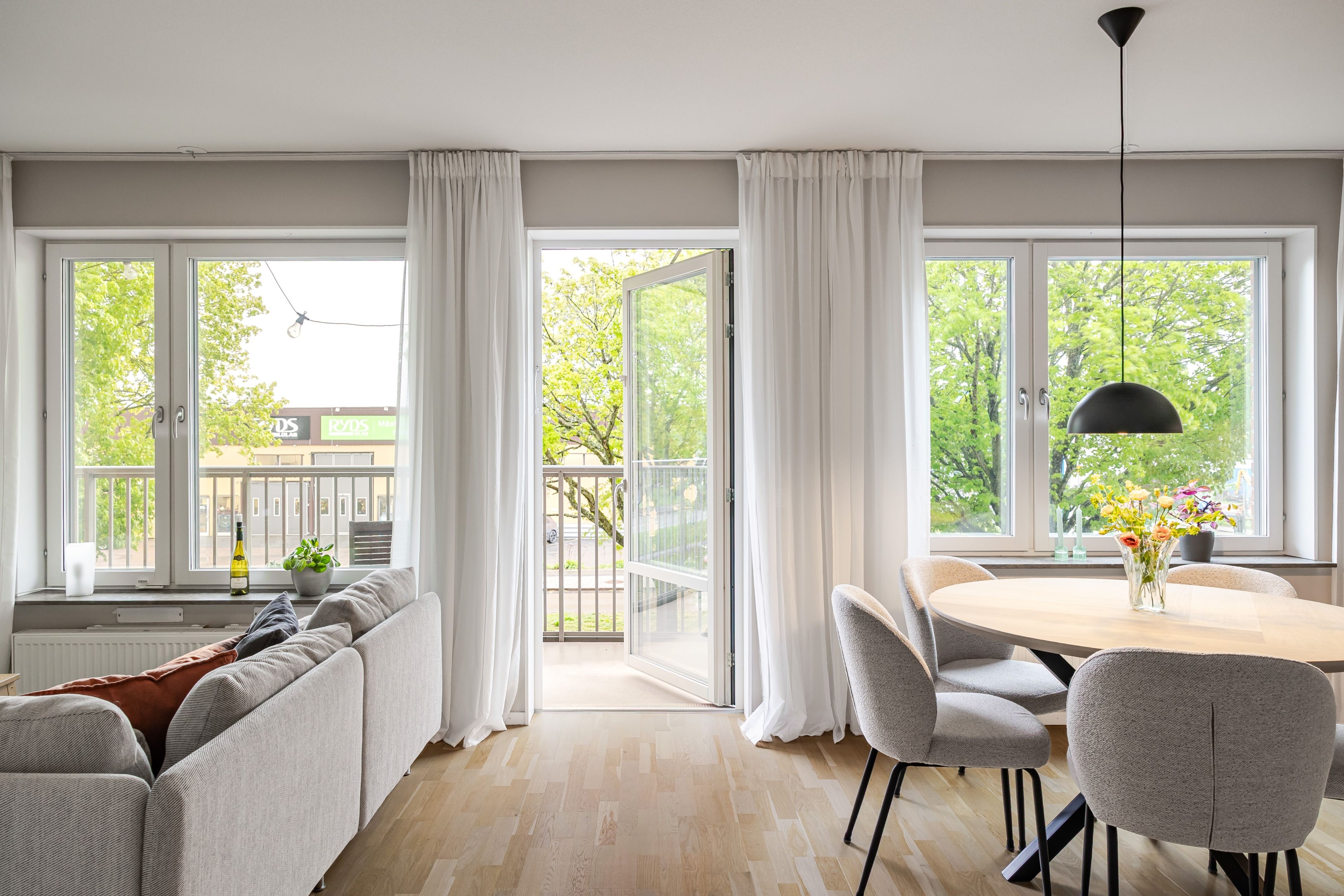 Bostadsbild från Kungsängsesplanaden 10A, Såld i Kungsängen, Uppsala