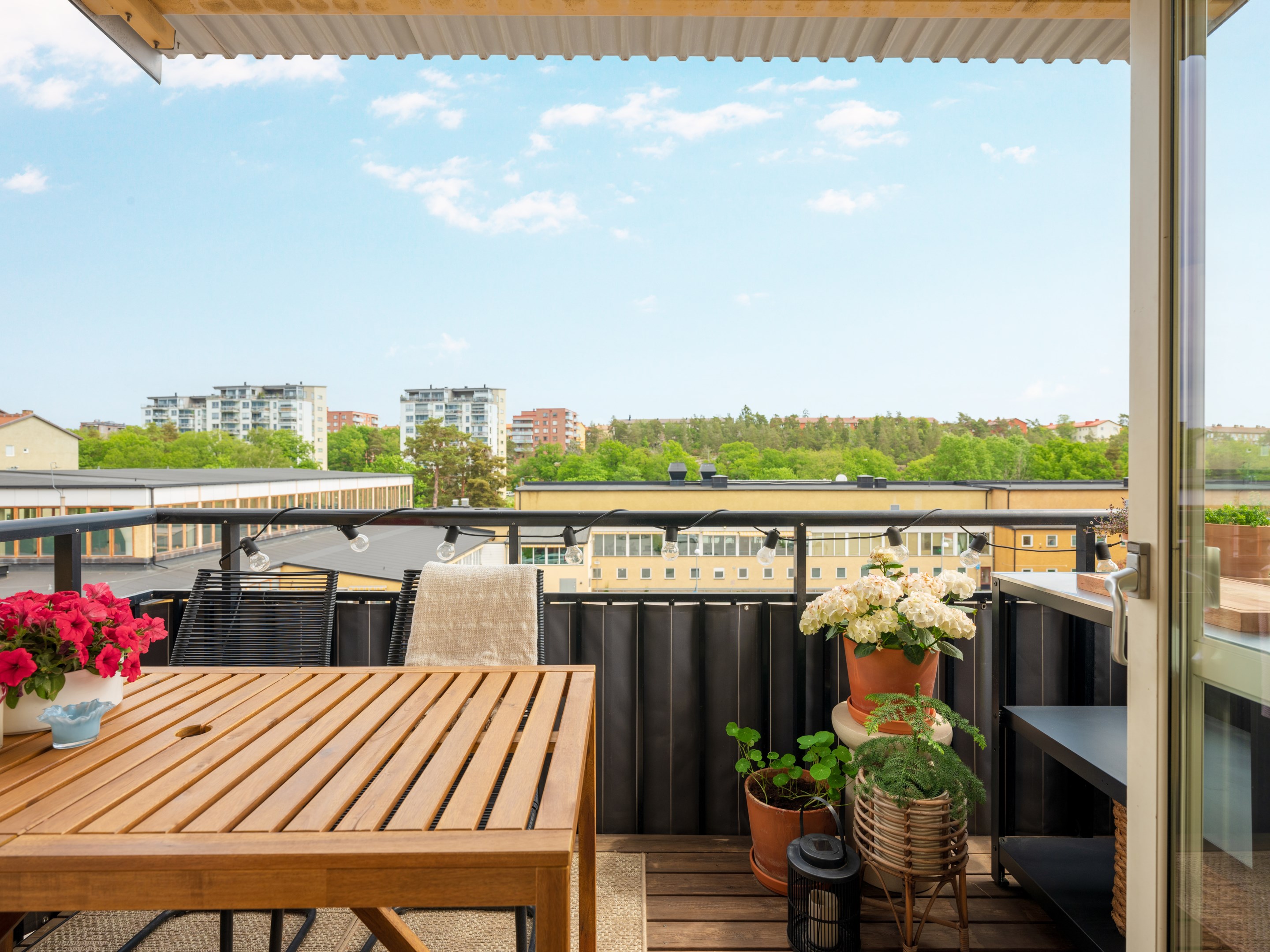 Bostadsbild från Skridskovägen 7, Såld i Västertorp, Stockholm