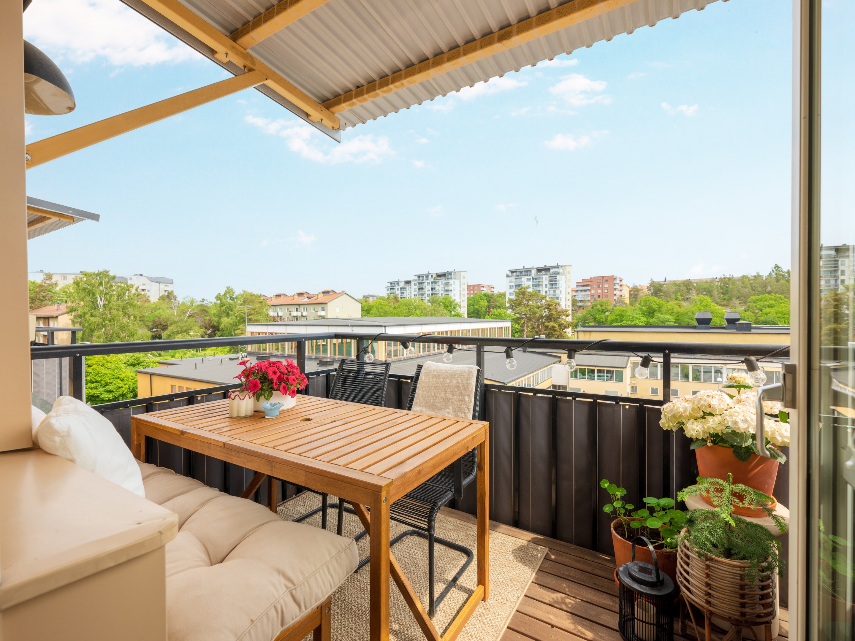 Bostadsbild från Skridskovägen 7, Såld i Västertorp, Stockholm