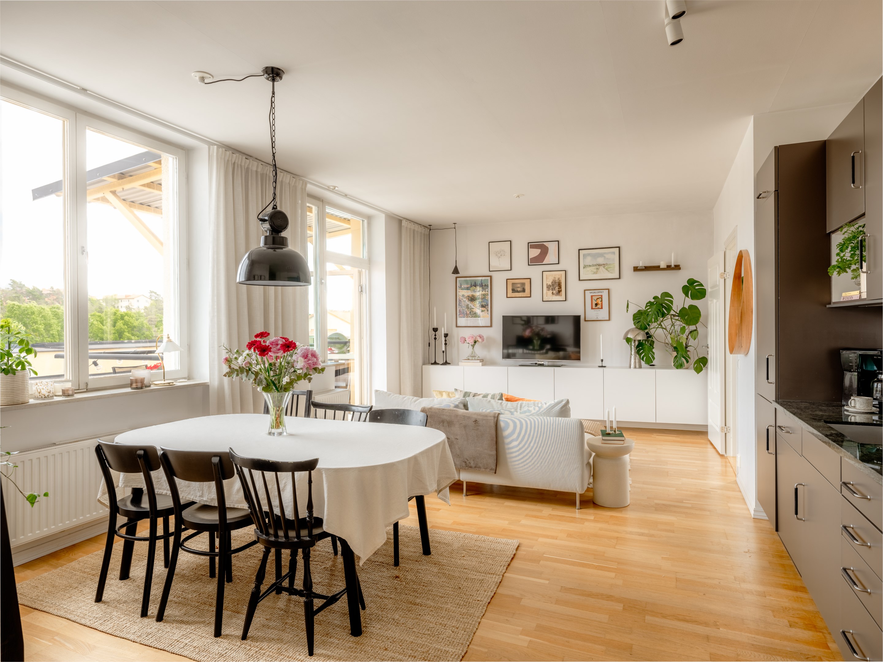 Bostadsbild från Skridskovägen 7, Såld i Västertorp, Stockholm