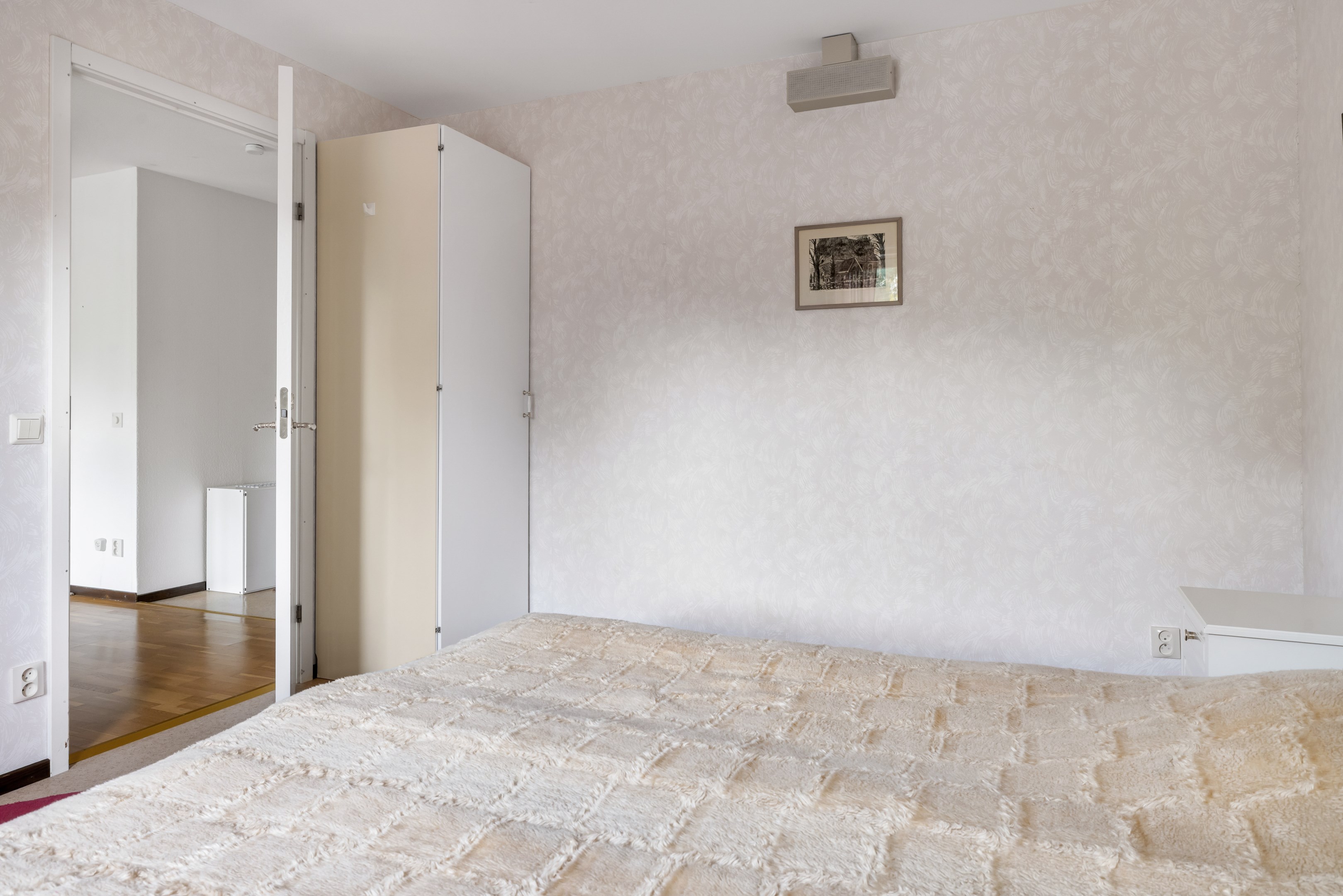 Bostadsbild från Bergslagsresan 102, Till salu i Sävja, Uppsala