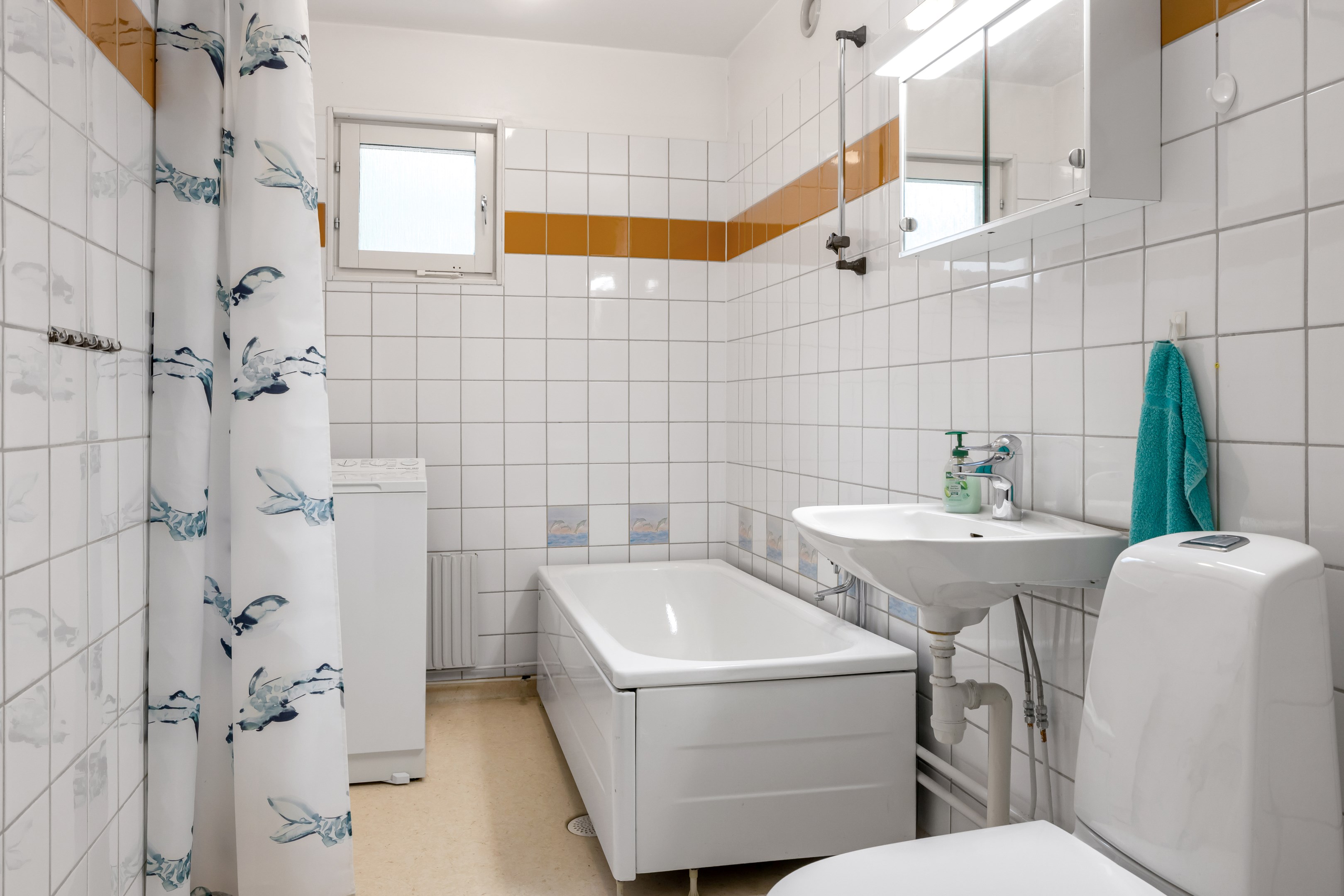 Bostadsbild från Bergslagsresan 102, Till salu i Sävja, Uppsala