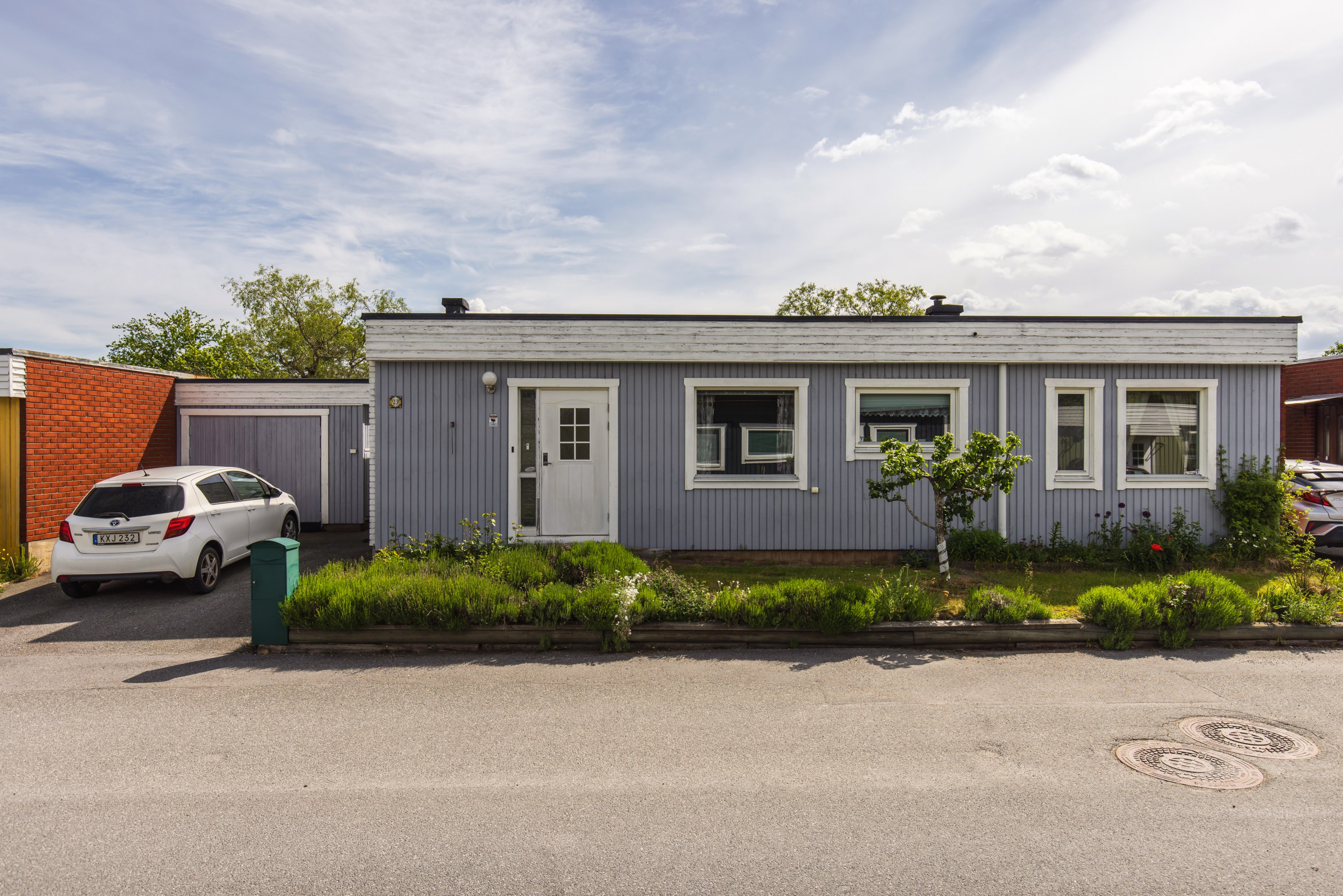 Bostadsbild från Arnövägen 23, Till salu i Krokhöjden, Nacka