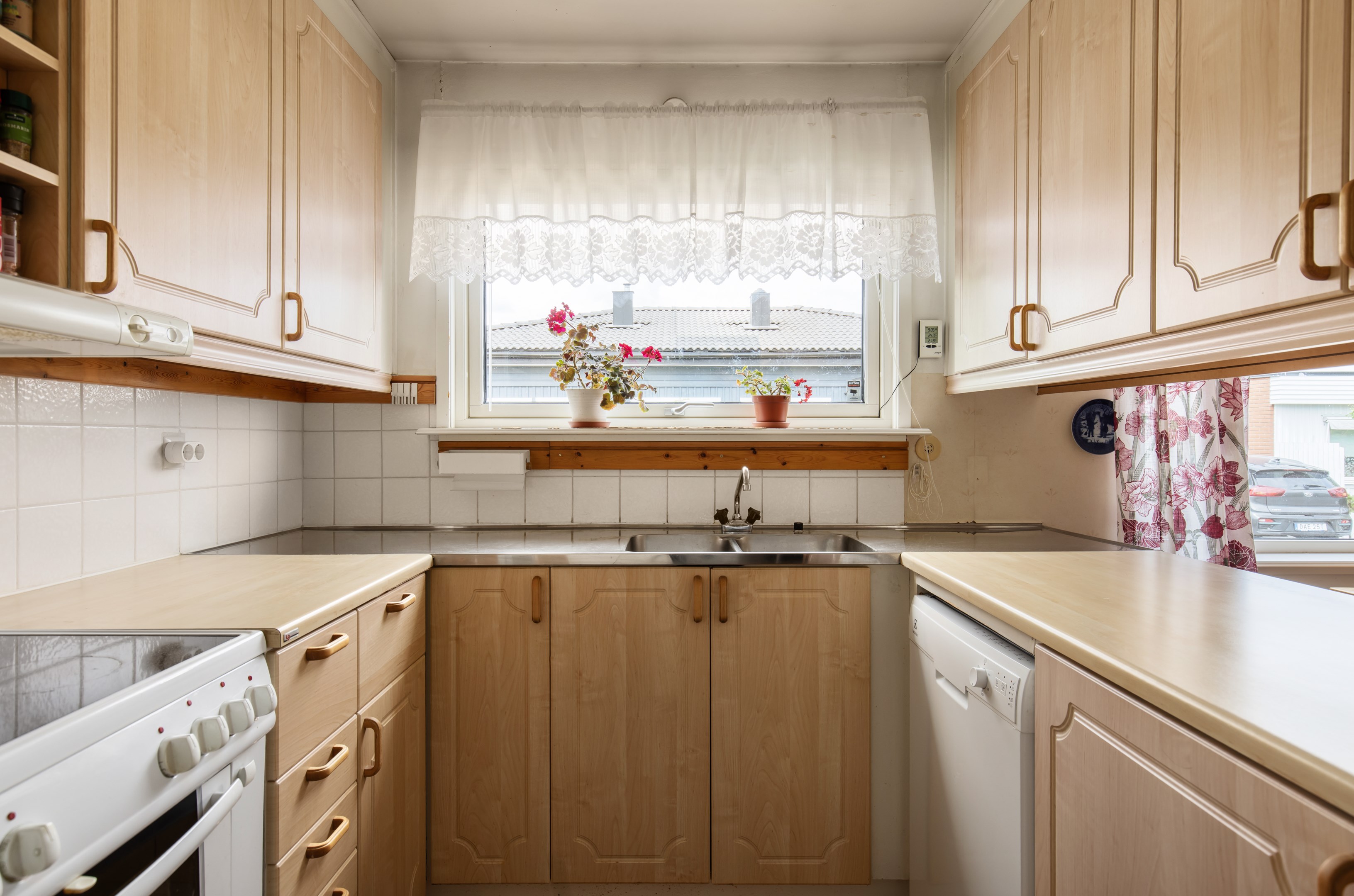 Bostadsbild från Arnövägen 23, Till salu i Krokhöjden, Nacka