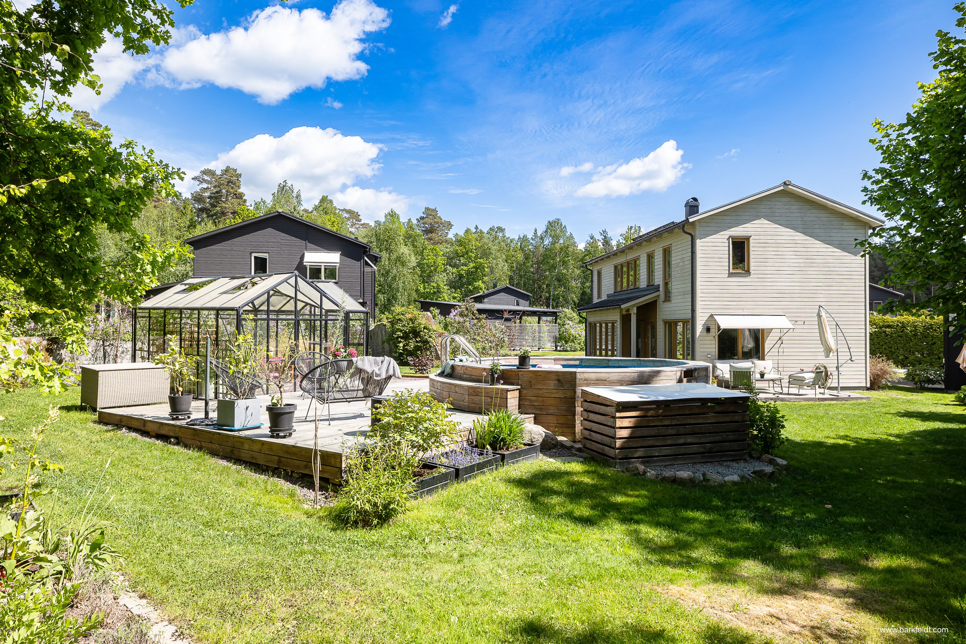 Bostadsbild från Mullvadsvägen 48, Till salu i Vreta, Uppsala