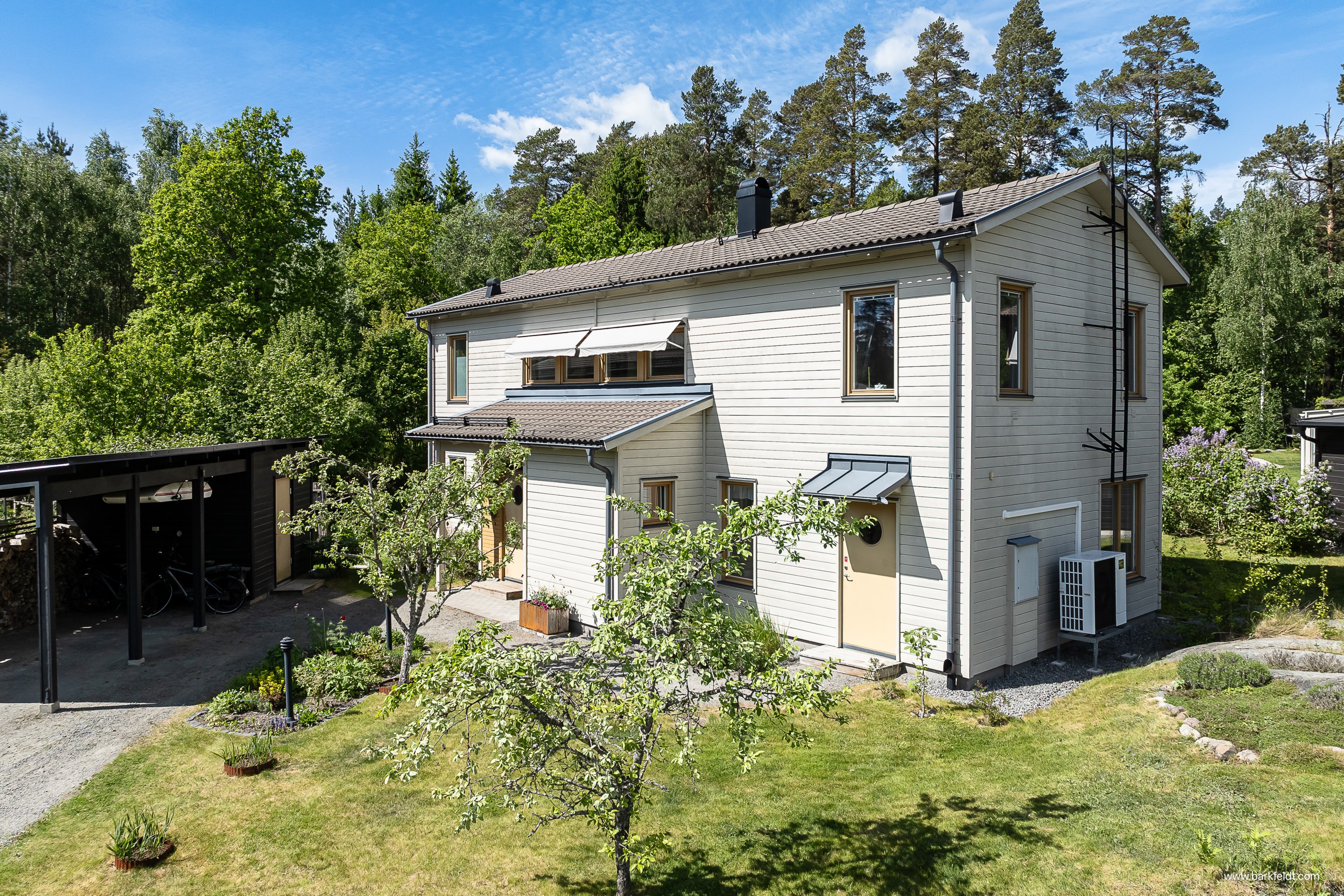 Bostadsbild från Mullvadsvägen 48, Till salu i Vreta, Uppsala