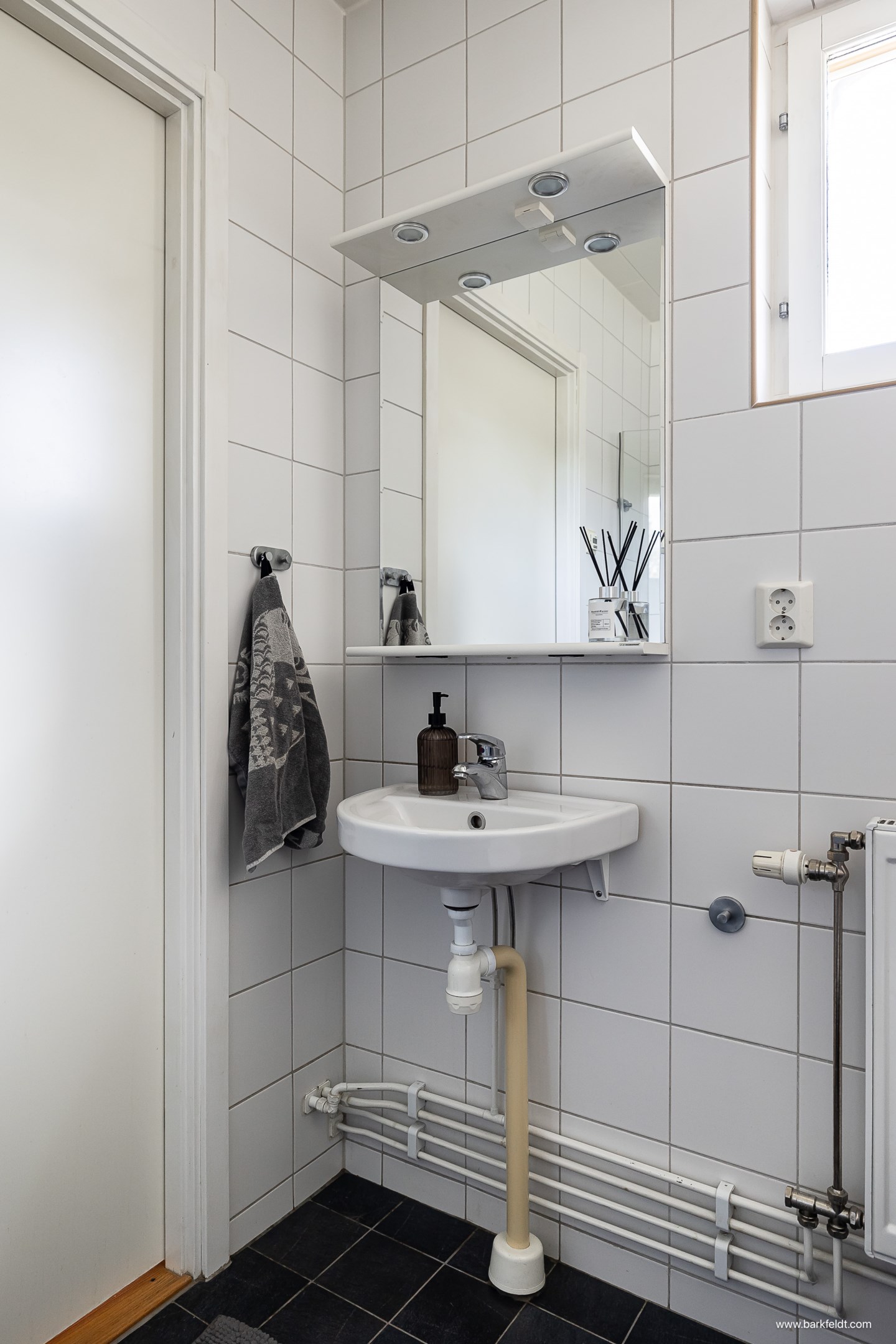 Bostadsbild från Mullvadsvägen 48, Till salu i Vreta, Uppsala