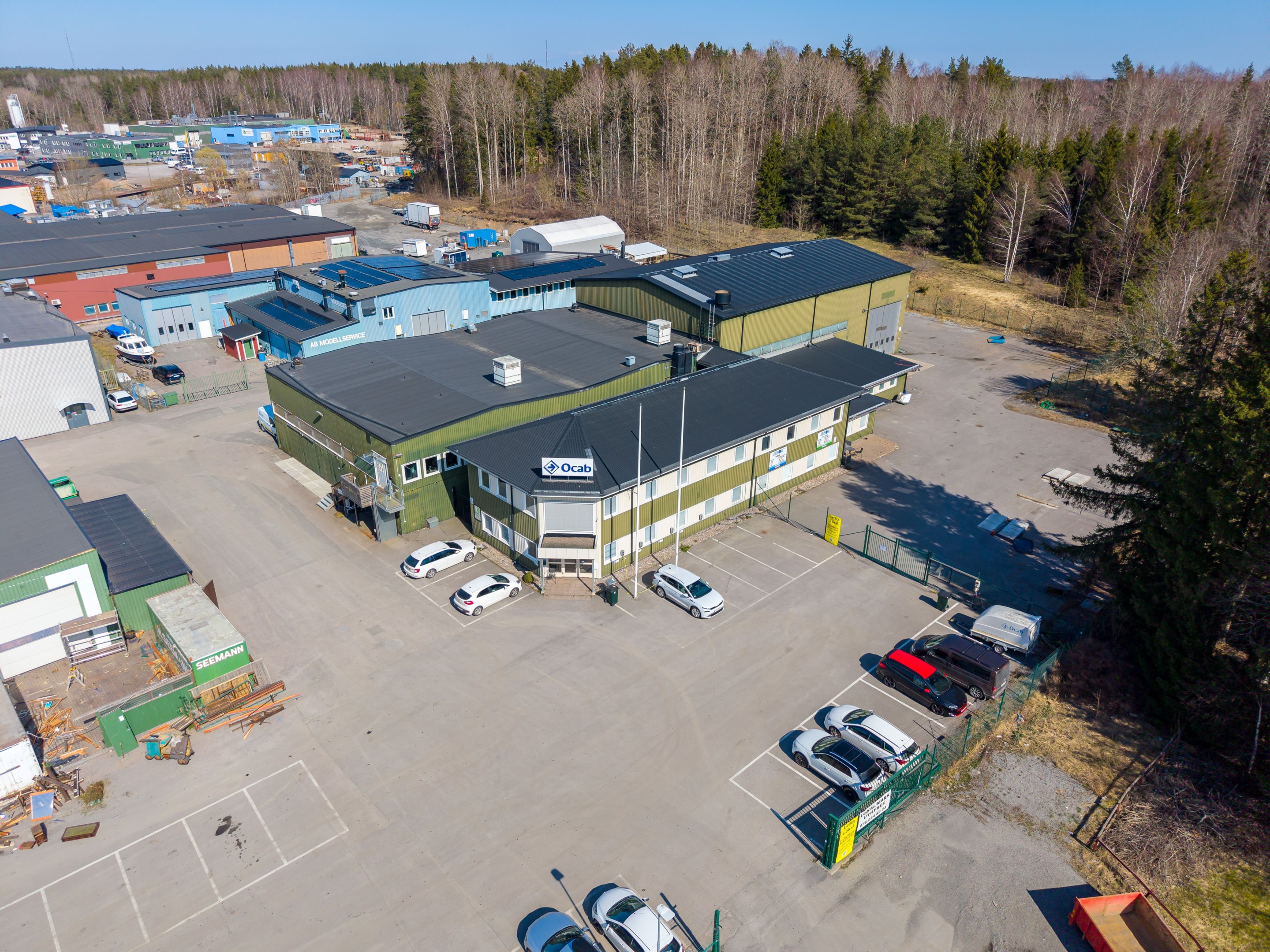 Industrilokal med kontor för uthyrning i Norrtälje – Baldersgatan 16B bild 1