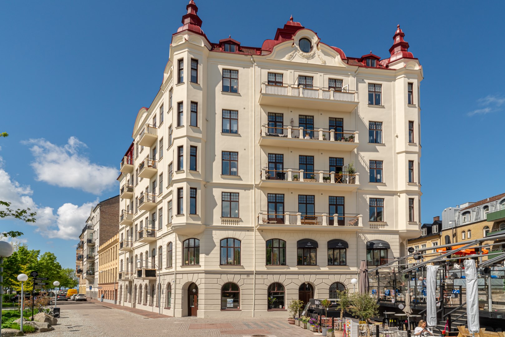 Drottninggatan 27