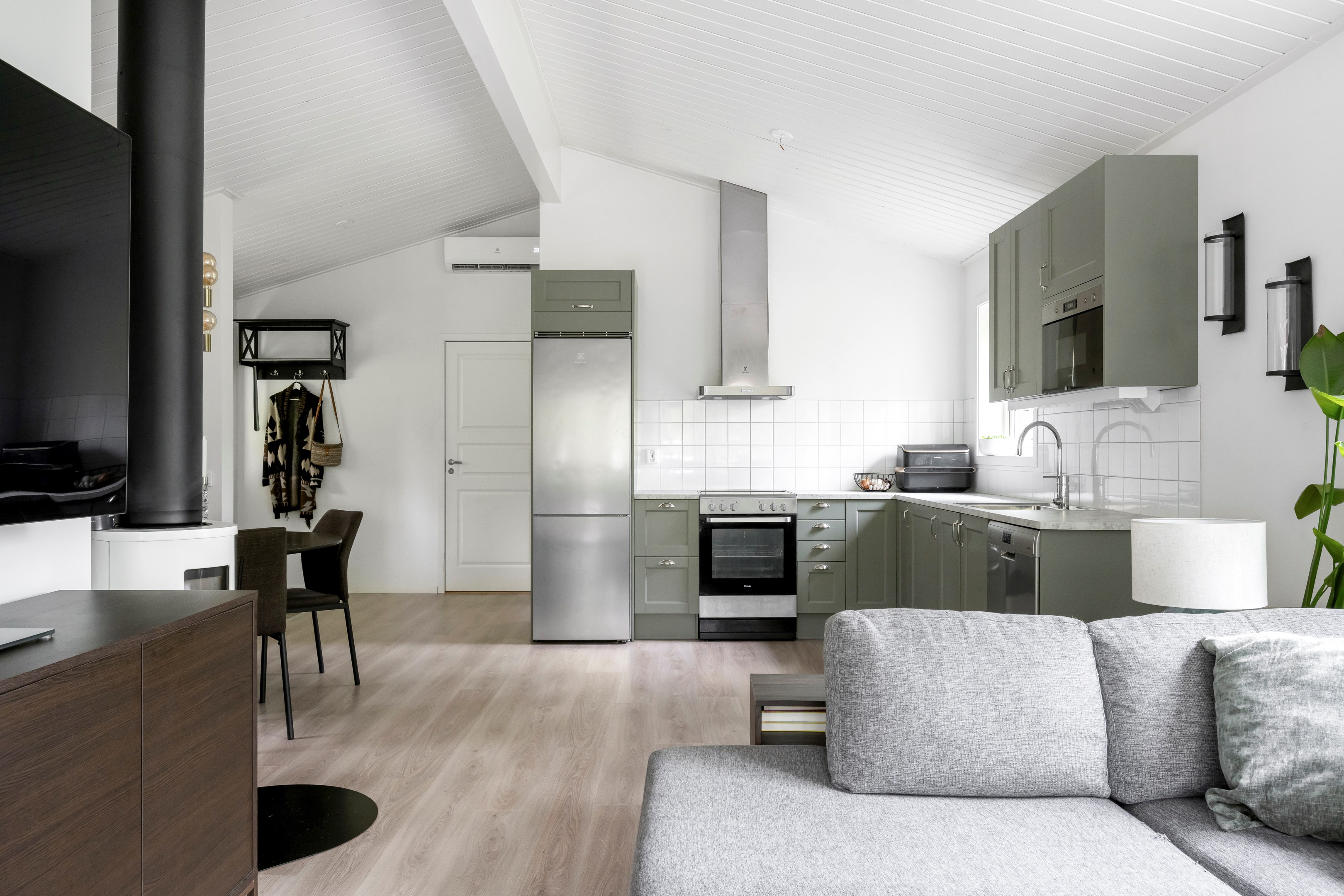 Bostadsbild från Hällnäsuddsvägen 3, Till salu i Tärnsjö, Heby