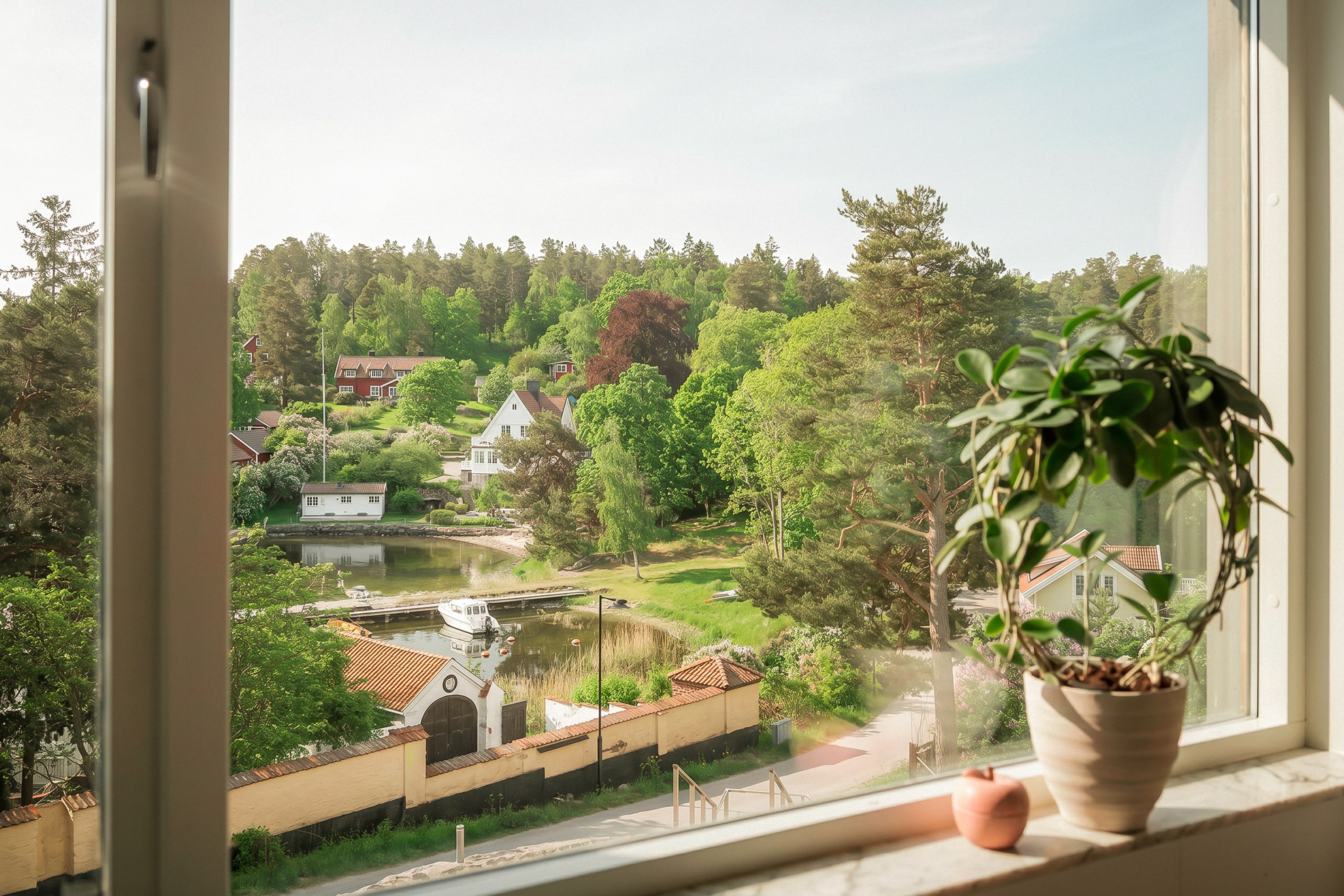 Bostadsbild från Skogsövägen 101, Till salu i Saltsjöbaden, Nacka