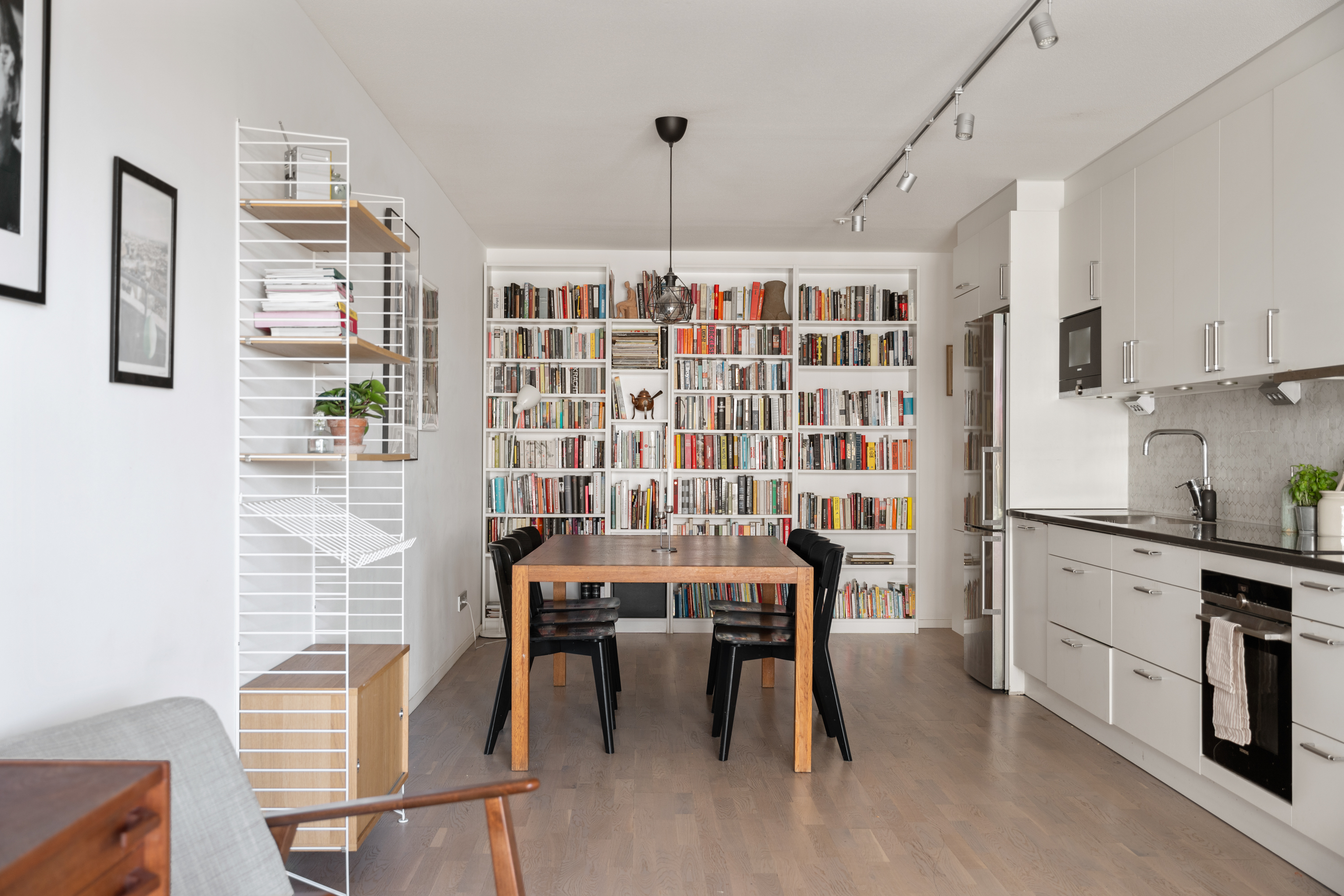 Bostadsbild från Liljeholmsgränd 2, 3 tr, Såld i Liljeholmen - Liljeholmskajen, Stockholm