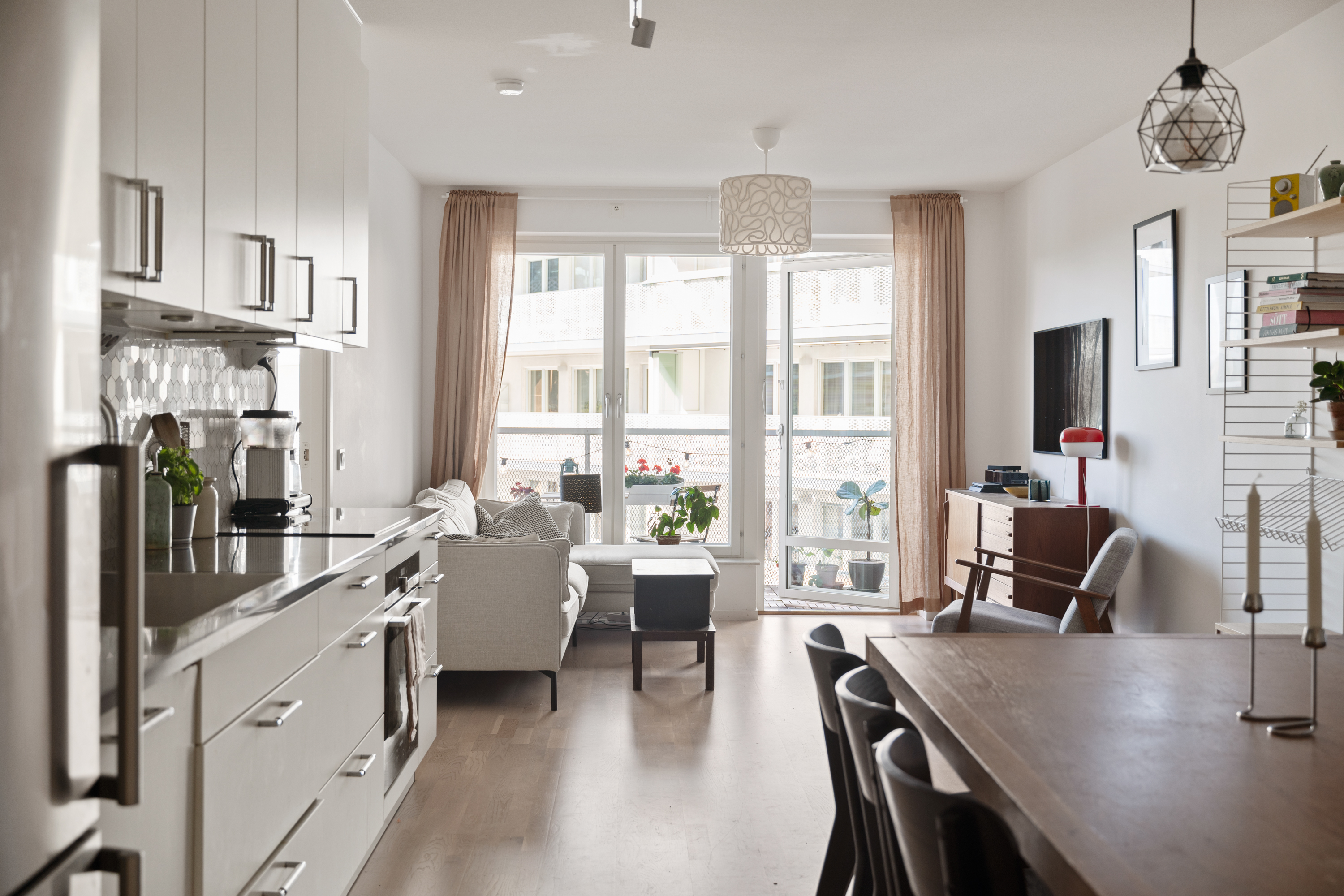 Bostadsbild från Liljeholmsgränd 2, 3 tr, Såld i Liljeholmen - Liljeholmskajen, Stockholm