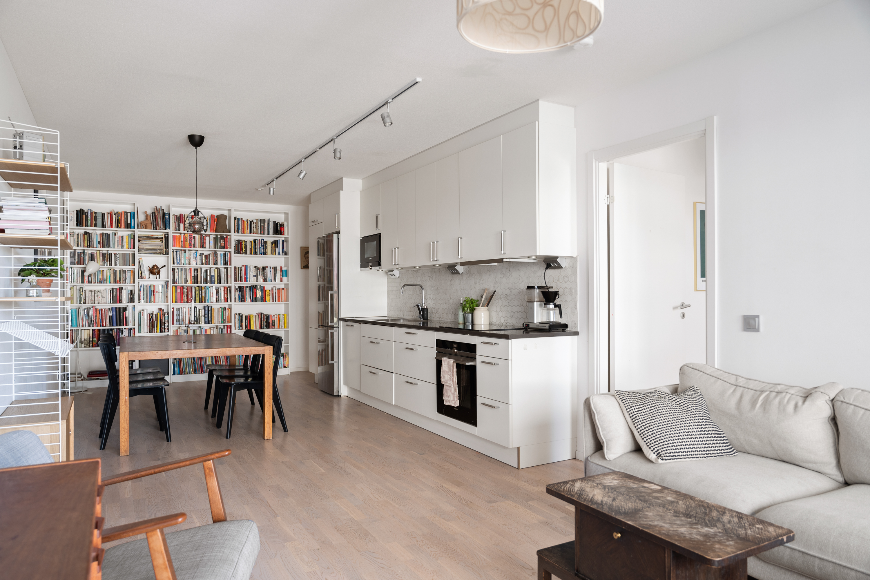 Bostadsbild från Liljeholmsgränd 2, 3 tr, Såld i Liljeholmen - Liljeholmskajen, Stockholm