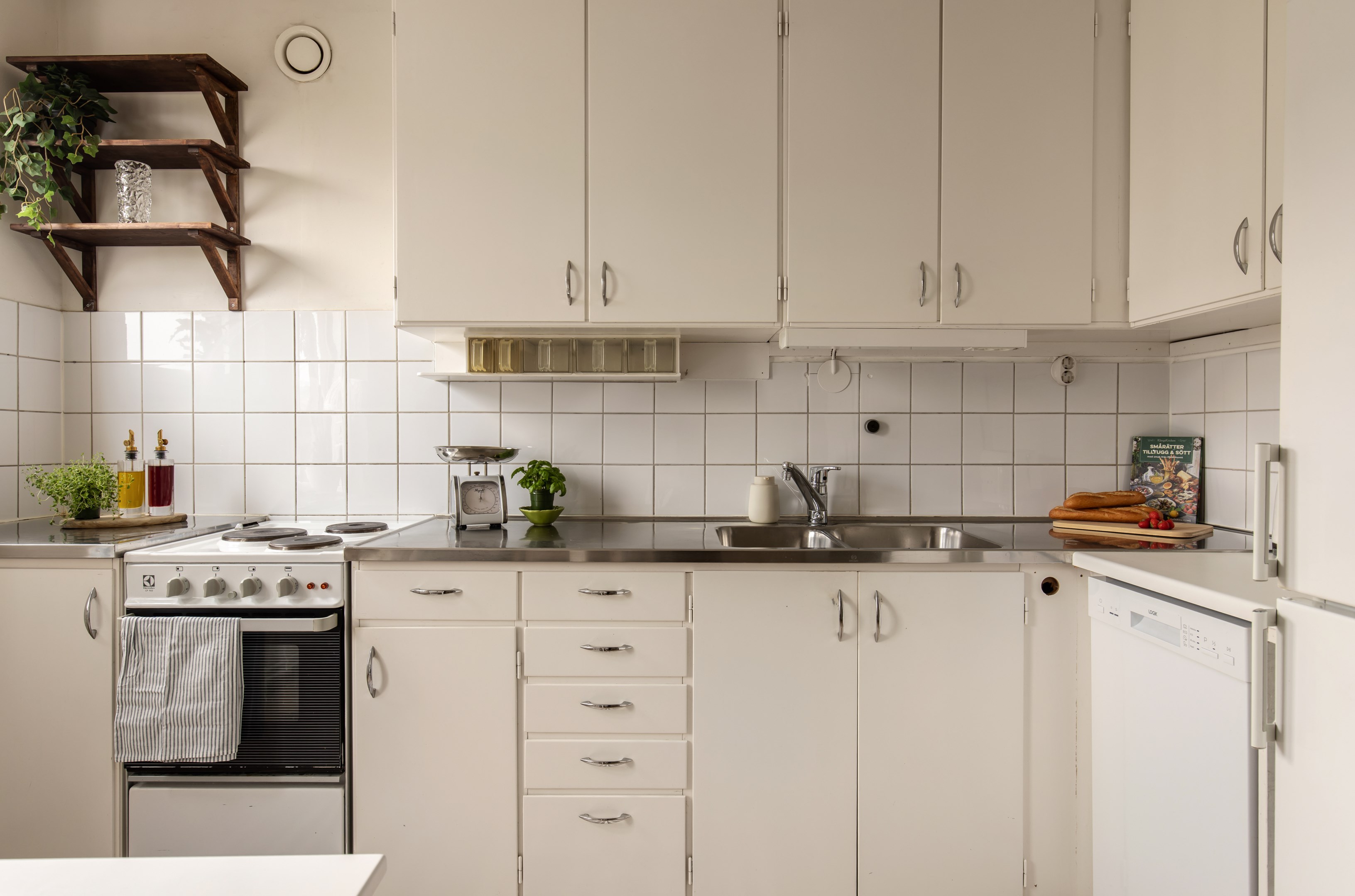 Bostadsbild från Ornövägen 30, Till salu i Västra Orminge, Nacka