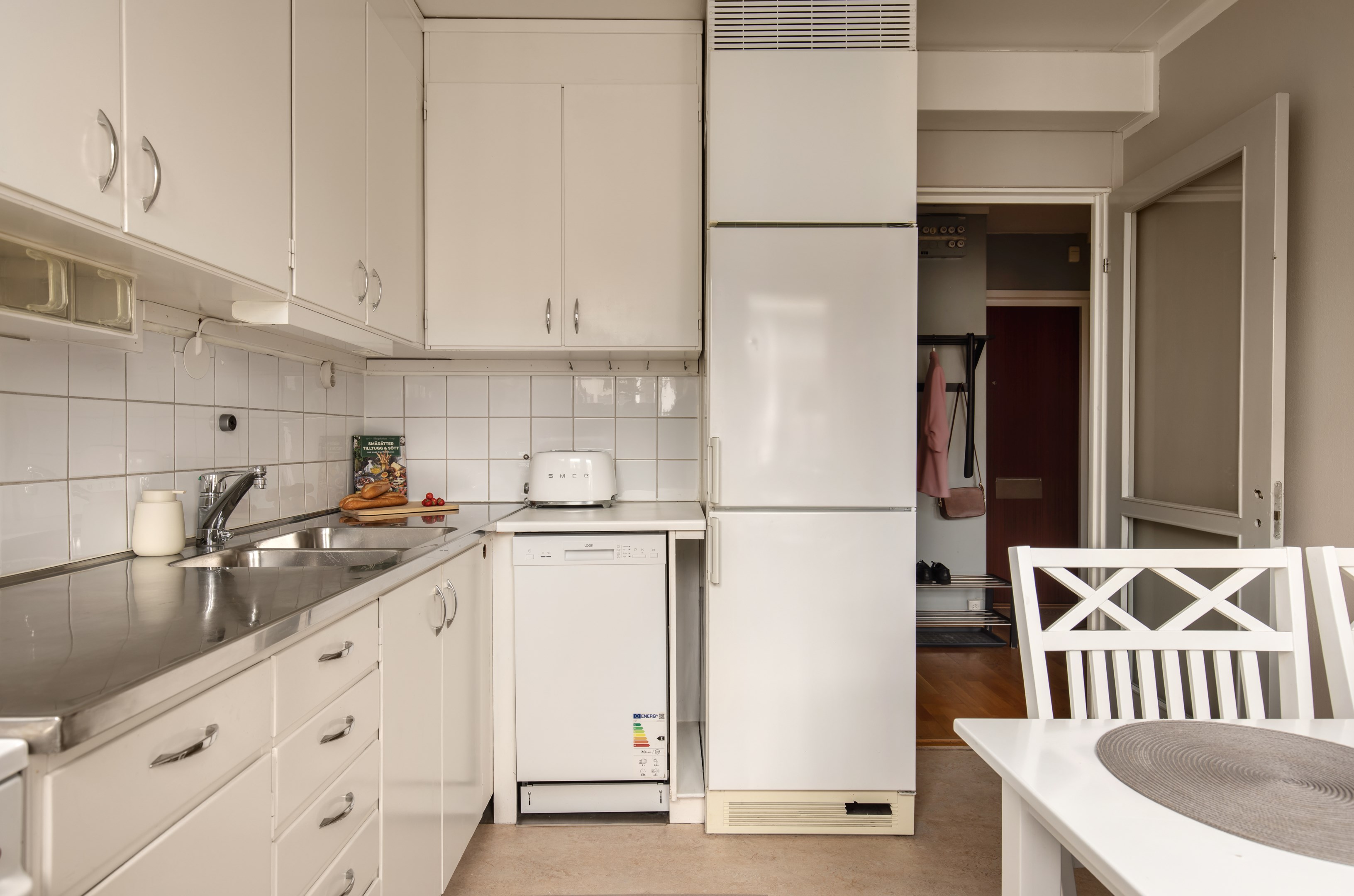 Bostadsbild från Ornövägen 30, Till salu i Västra Orminge, Nacka