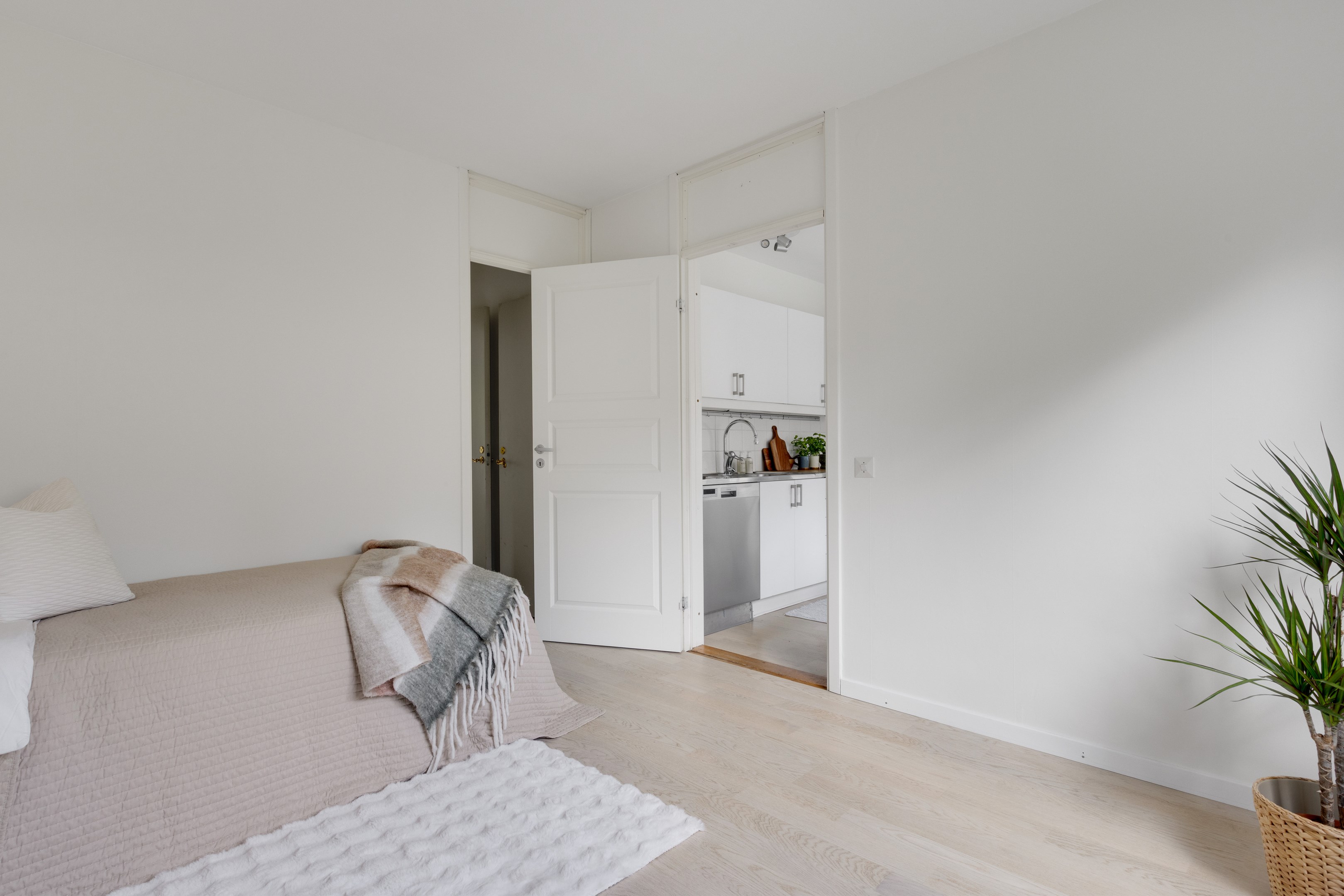 Bostadsbild från Valthornsvägen 42 A, Till salu i Gottsunda, Uppsala