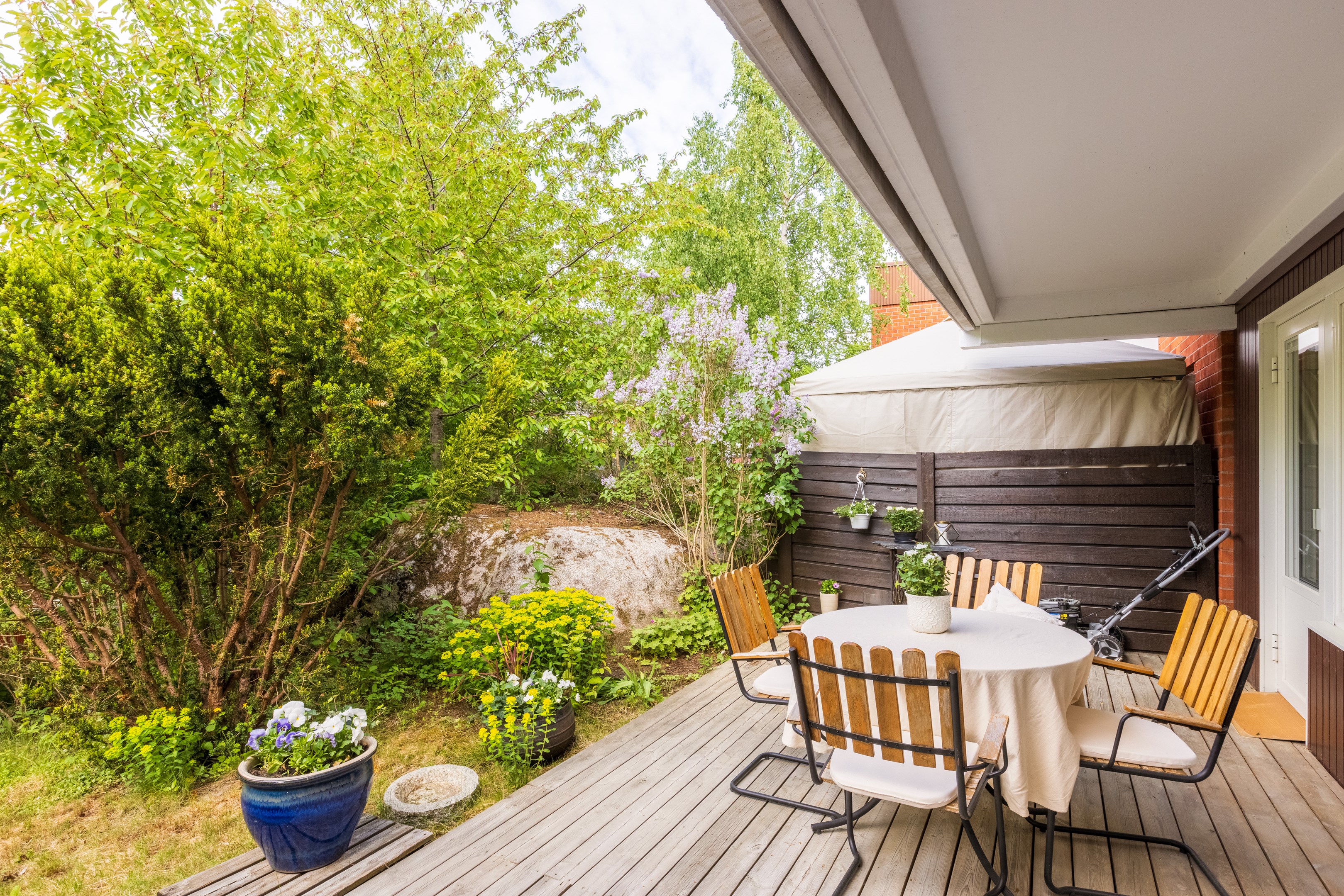 Bostadsbild från Valthornsvägen 42 A, Till salu i Gottsunda, Uppsala