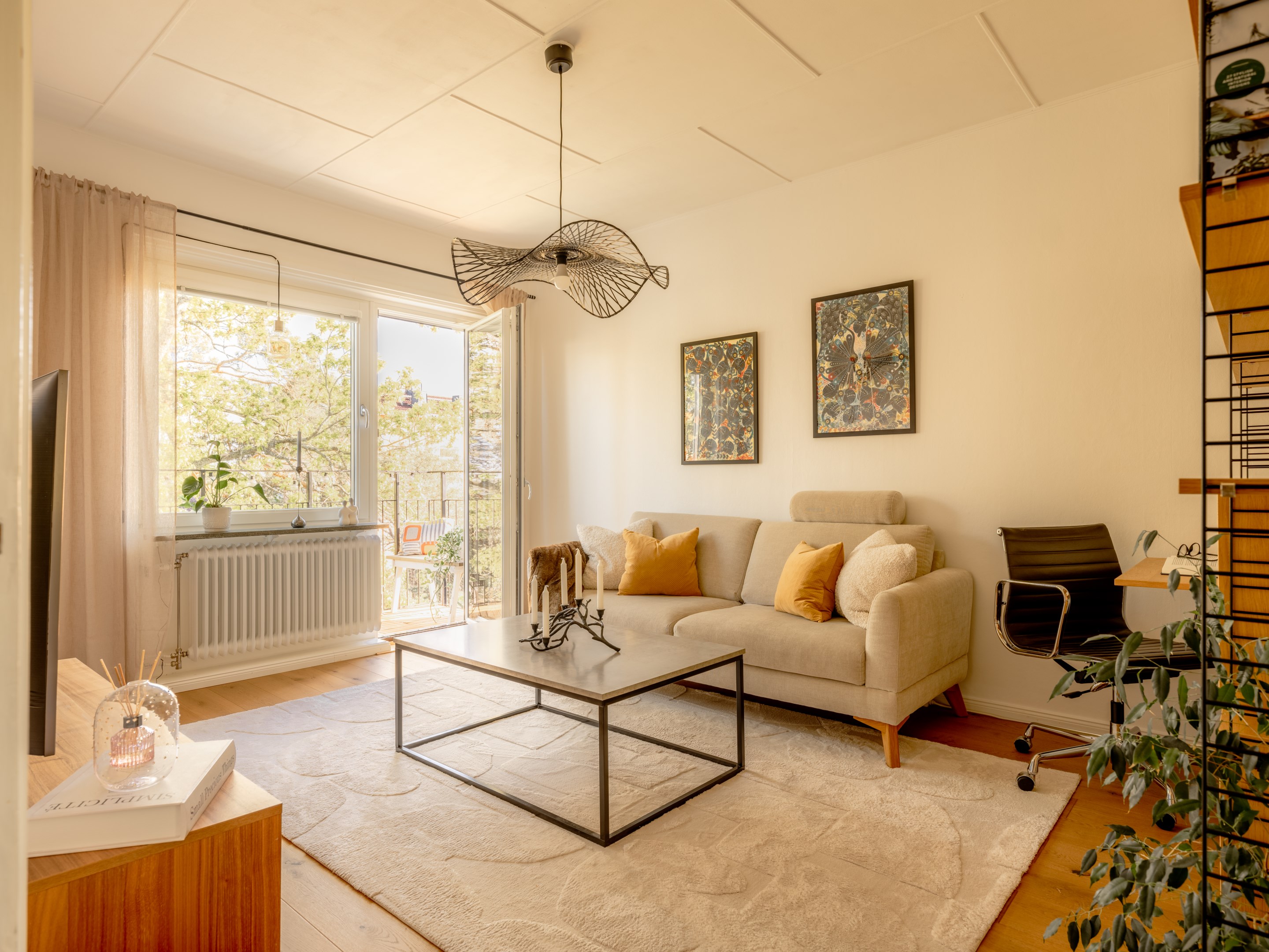 Bostadsbild från Bäckvägen 83, Kommande i Midsommarkransen, Stockholm
