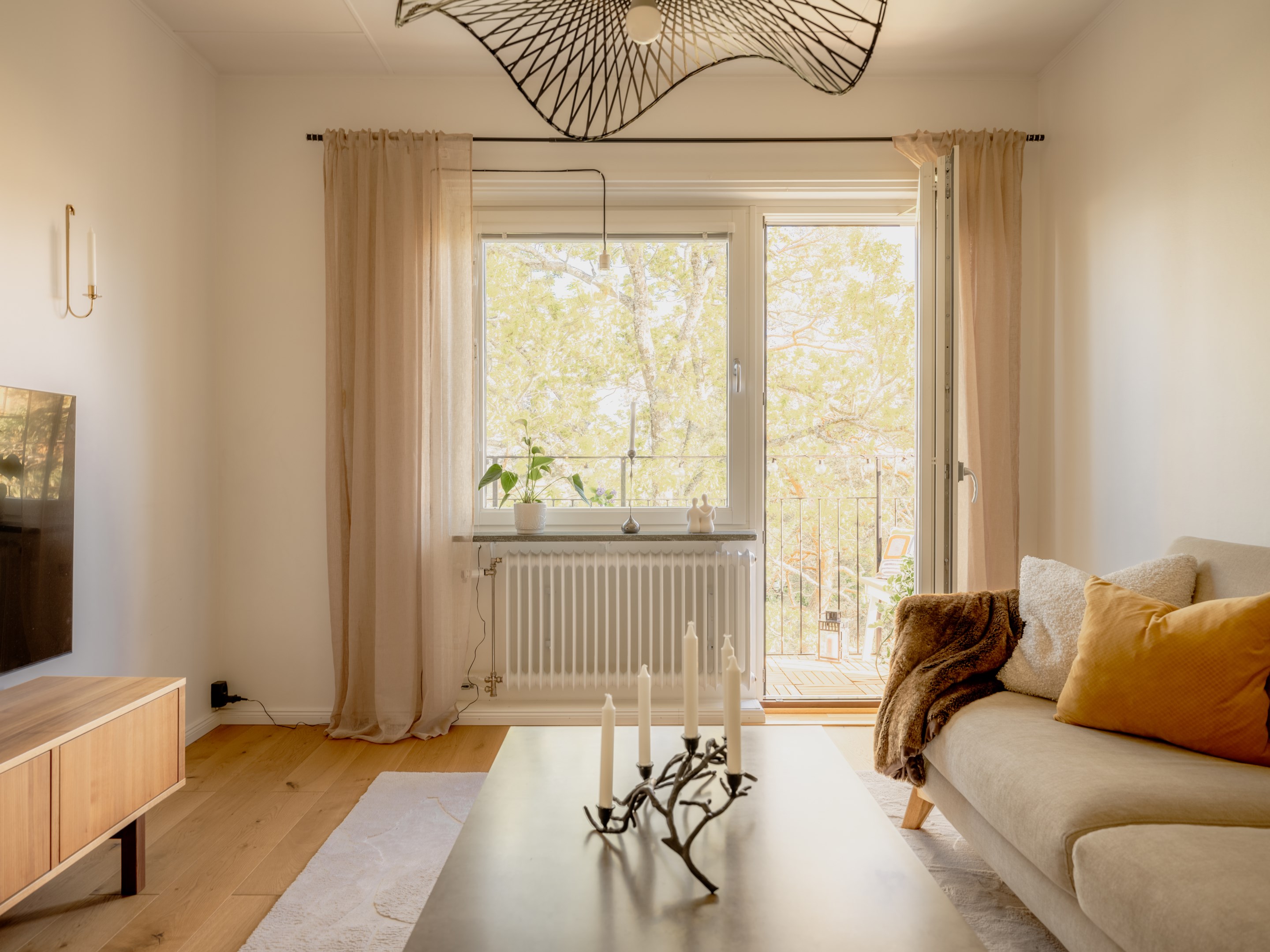 Bostadsbild från Bäckvägen 83, Kommande i Midsommarkransen, Stockholm