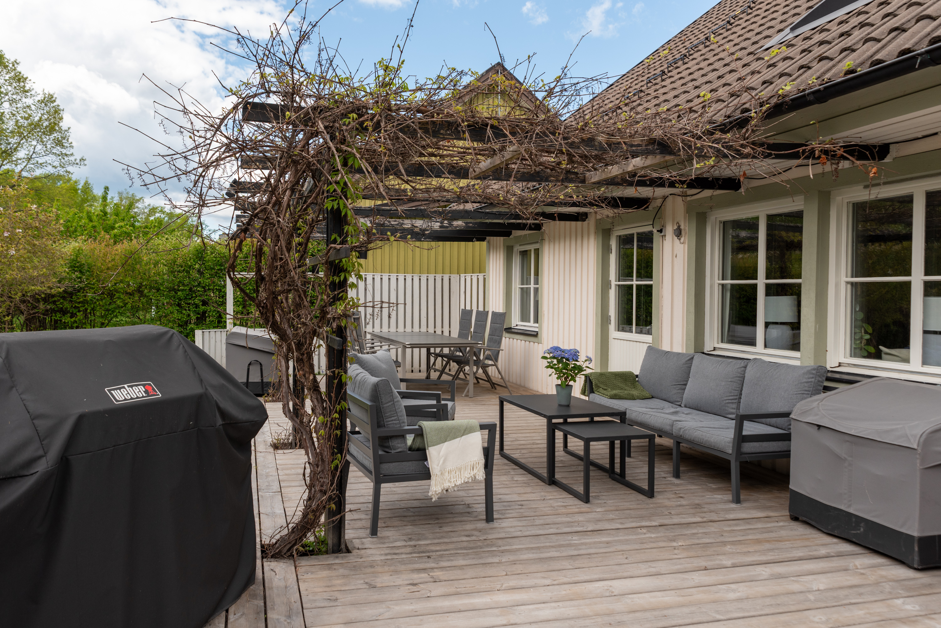 Bostadsbild från Slagbjörnsgatan 30, Kommande i Gryta, Västerås