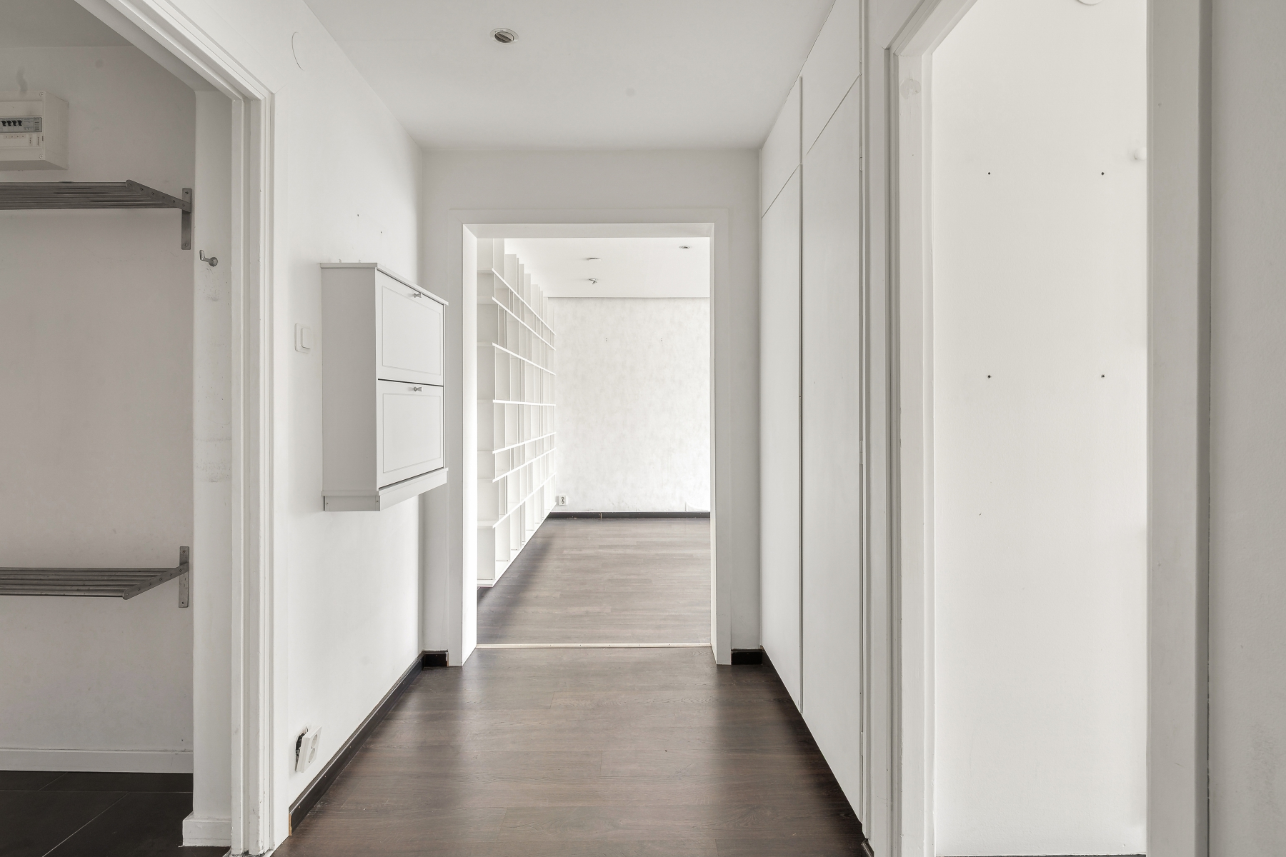 Bostadsbild från Brommavägen 8, Till salu i Vireberg, Solna