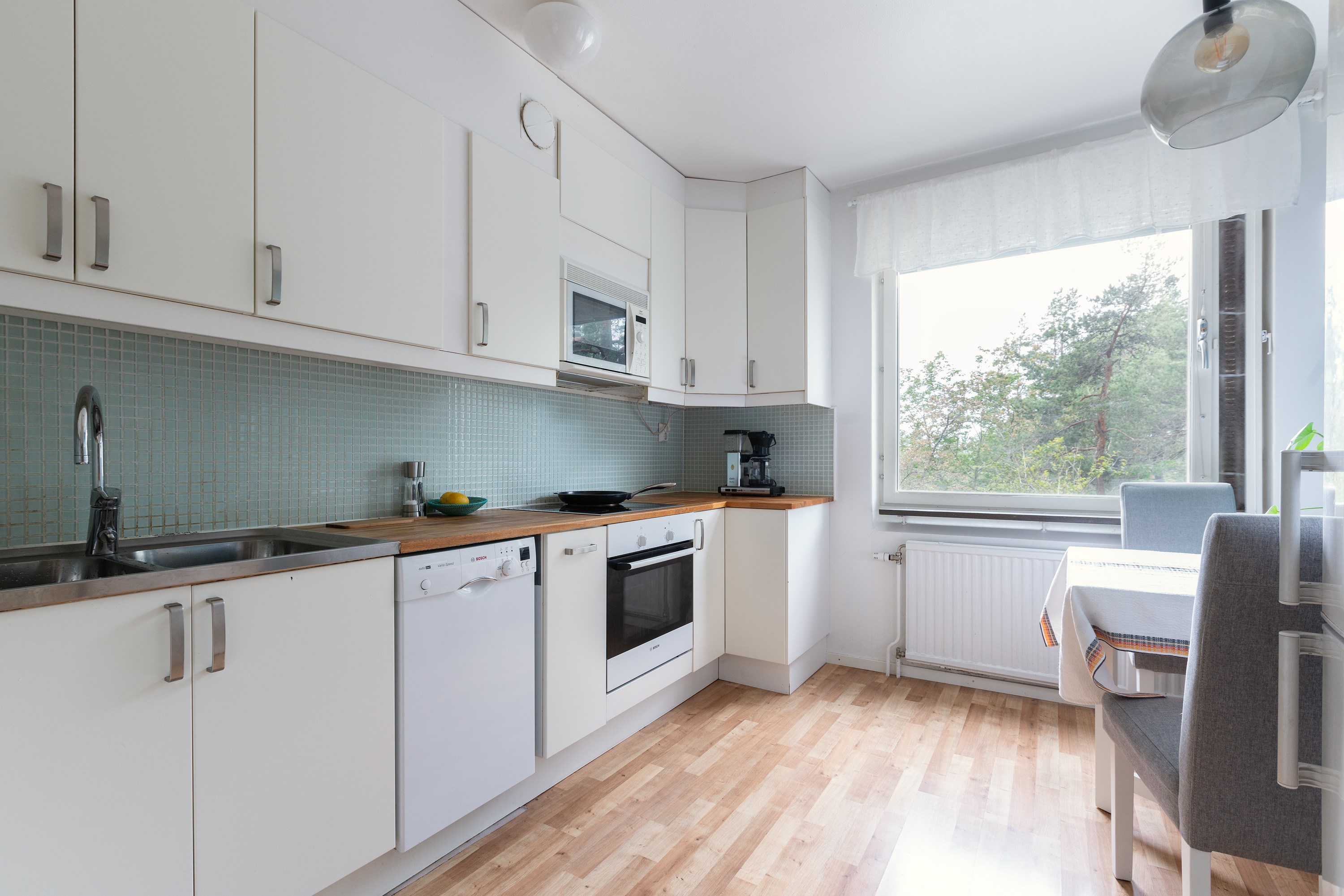 Bostadsbild från Månstorpsvägen 26, Till salu i G:a Tullingeberg, Botkyrka