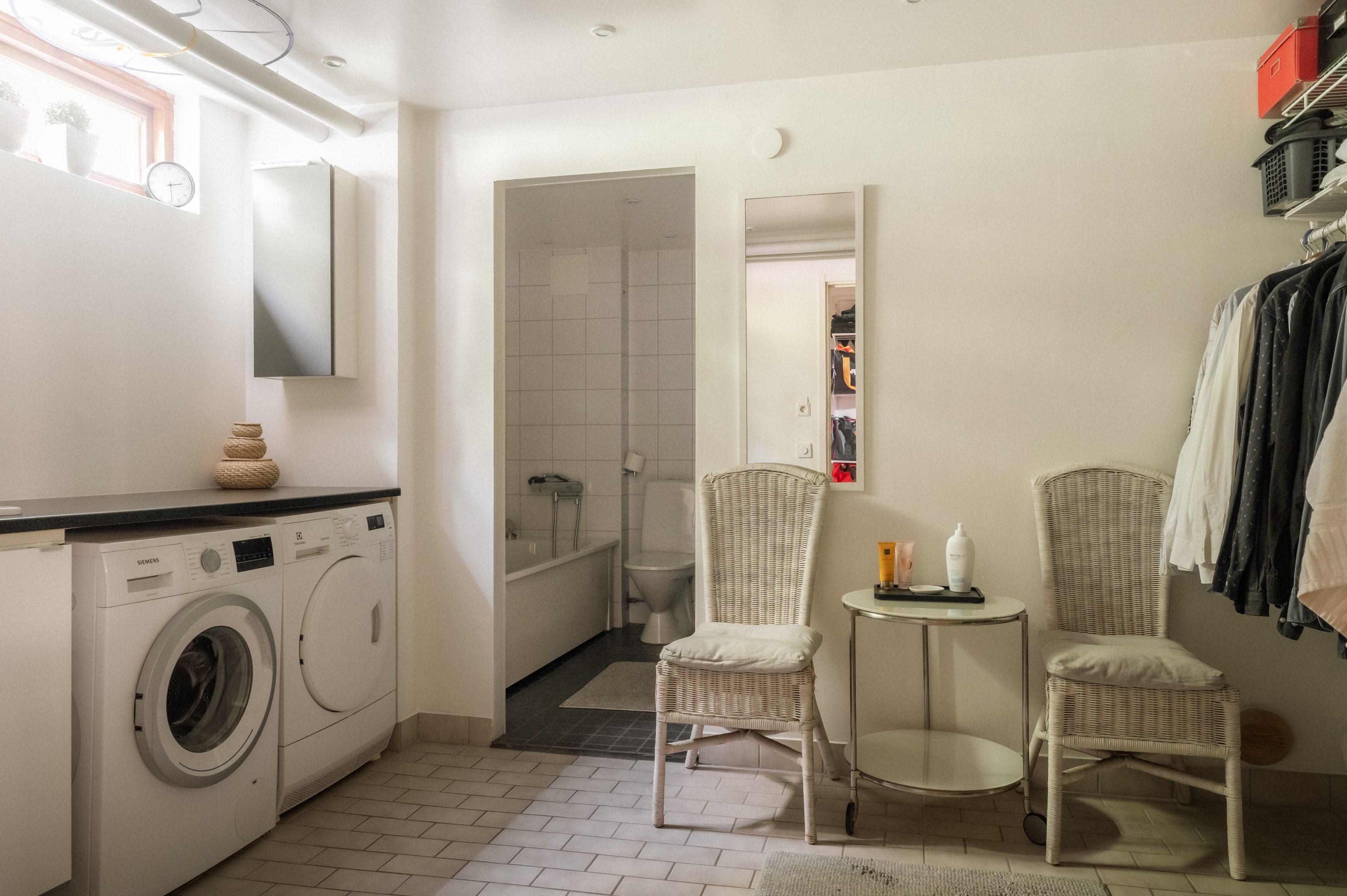 Bostadsbild från Gustaf Hööks väg 5, Till salu i Skuru, Nacka