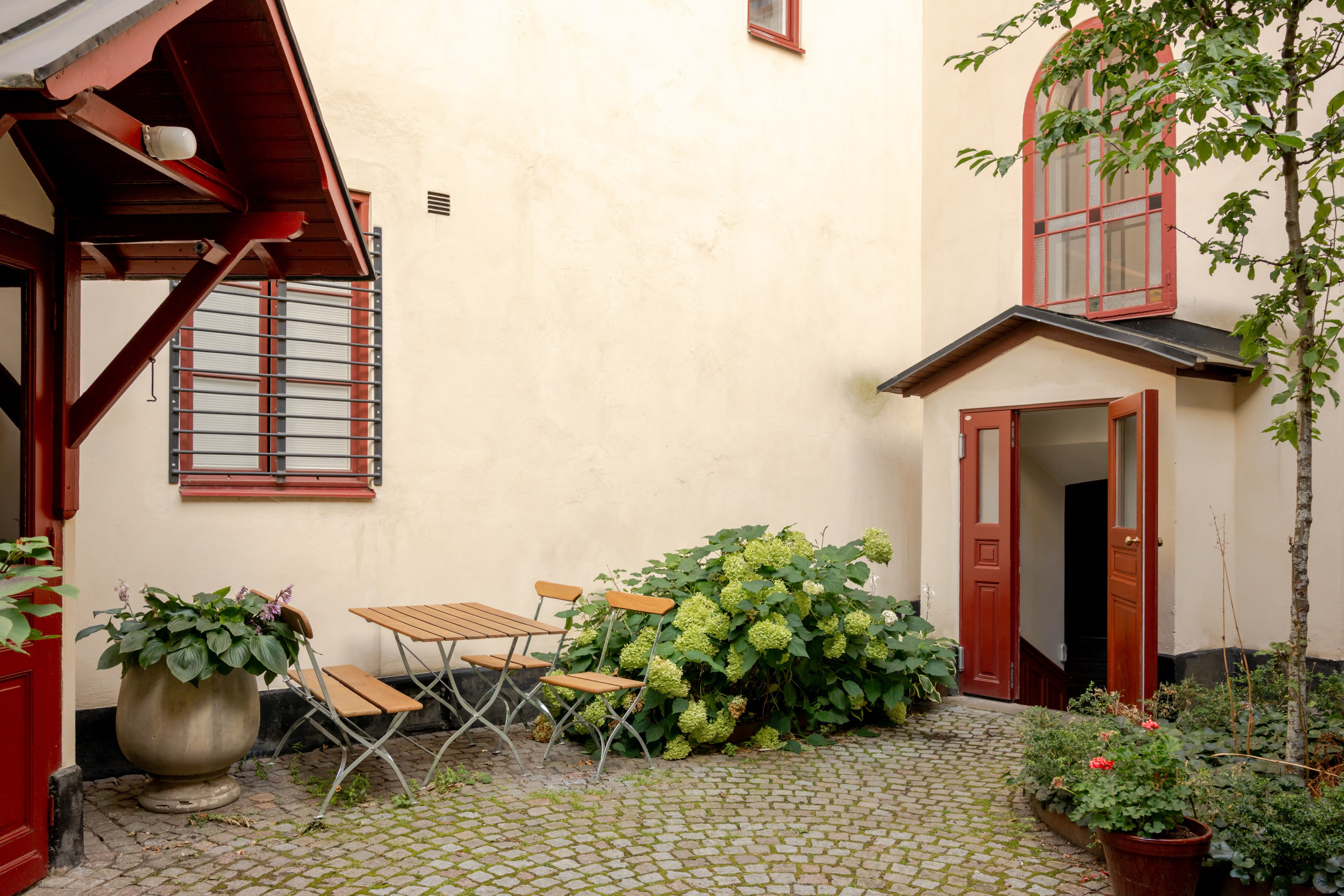 Bostadsbild från Götgatan 25, Till salu i Södermalm, Stockholm