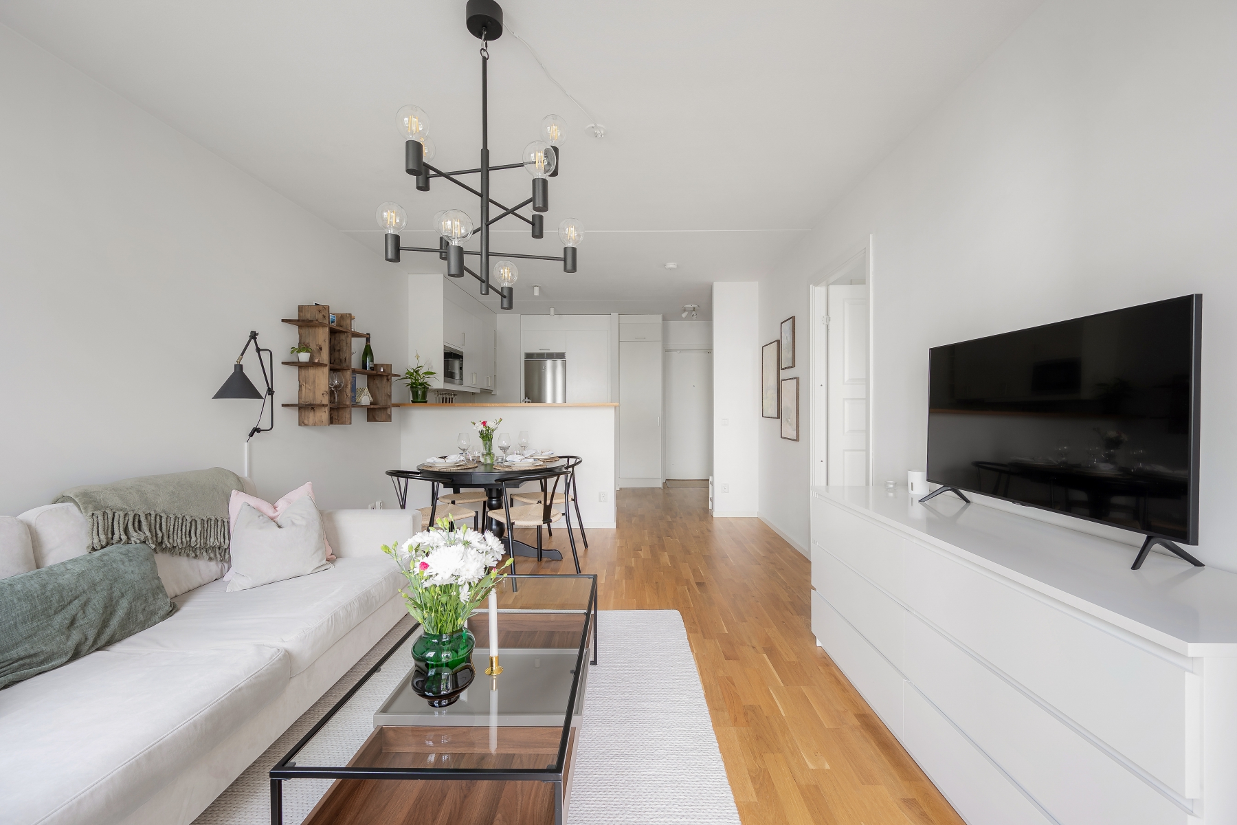 Bostadsbild från Järva skjutbaneväg 45, Till salu i Järvastaden, Solna