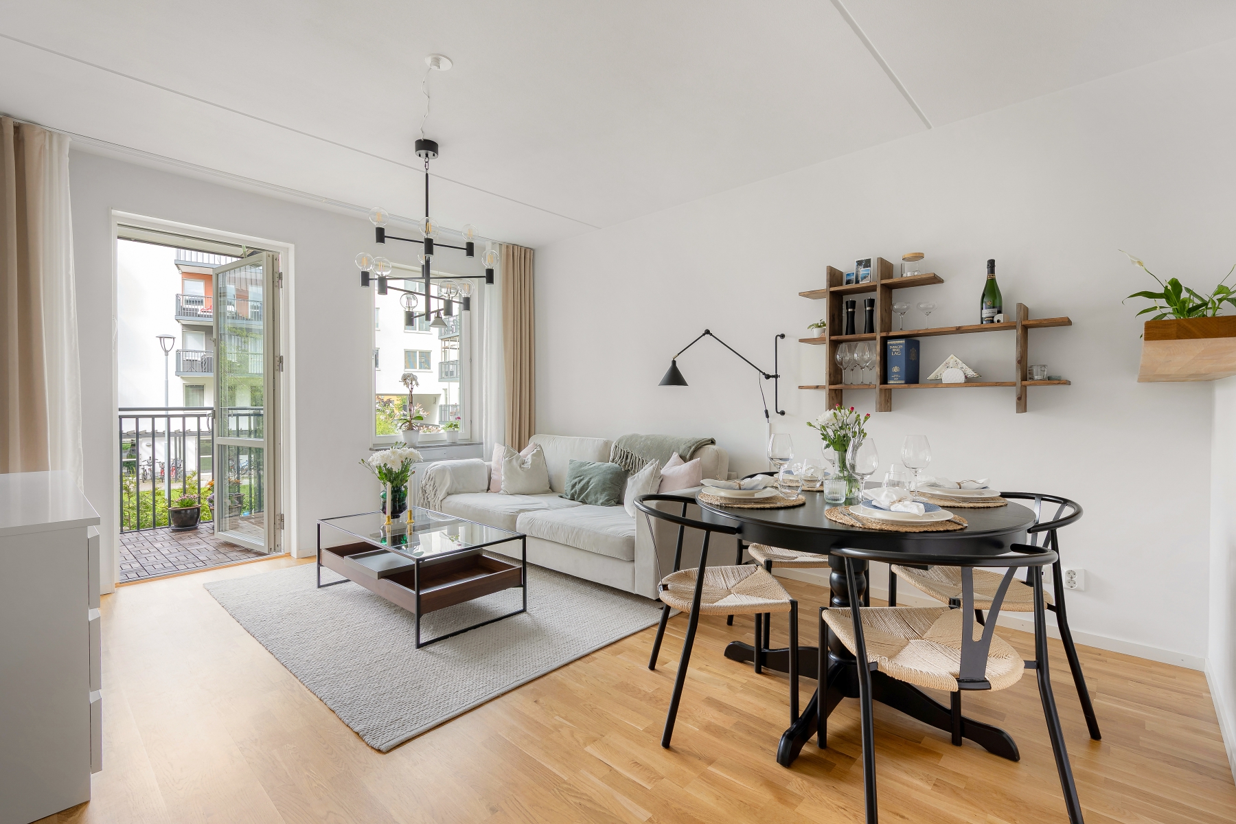 Bostadsbild från Järva skjutbaneväg 45, Till salu i Järvastaden, Solna