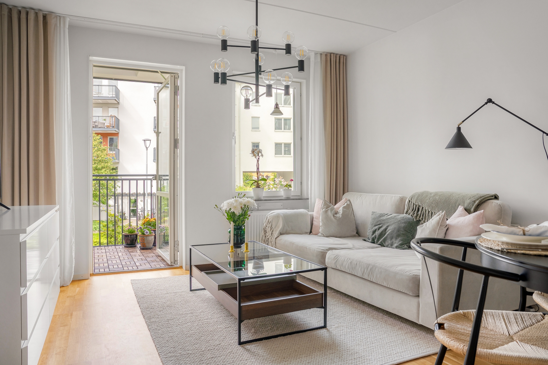 Bostadsbild från Järva skjutbaneväg 45, Till salu i Järvastaden, Solna
