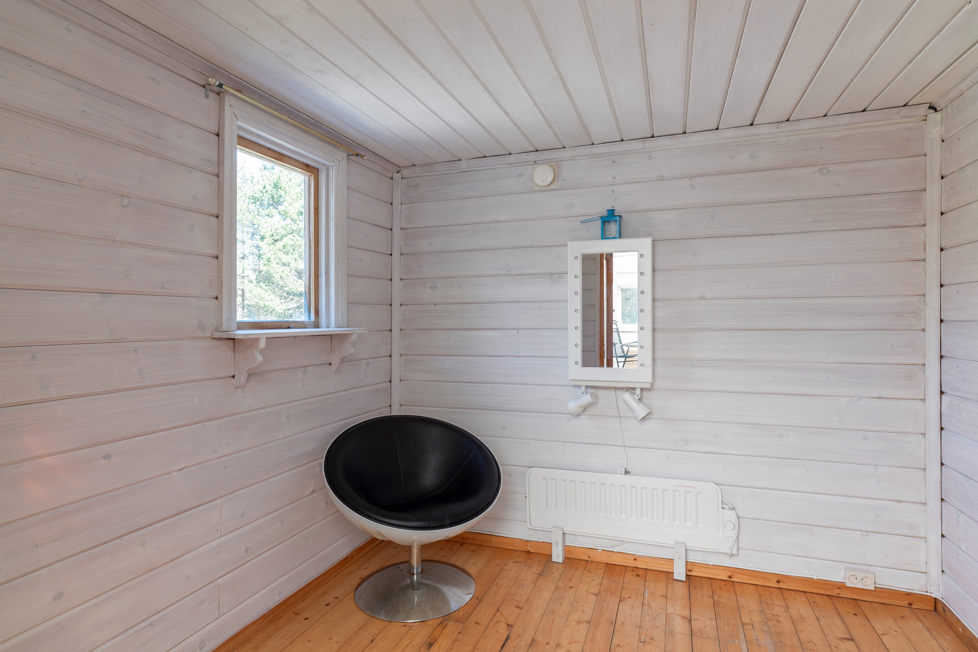 Sovrum 3 (via inglasning