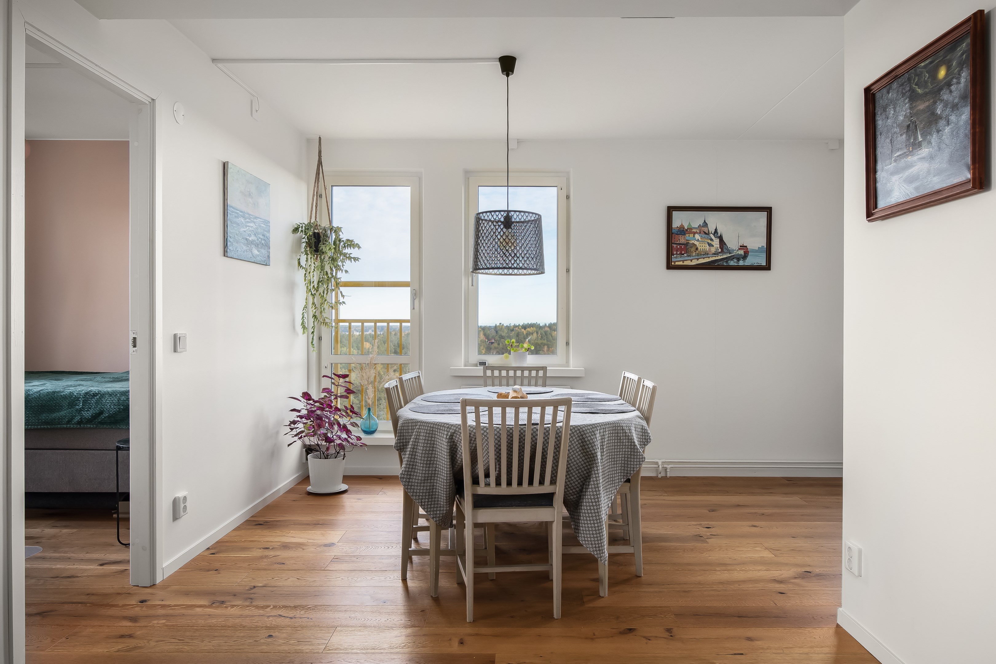 Bostadsbild från Skarpövägen 53, Kommande i Västra Orminge, Nacka