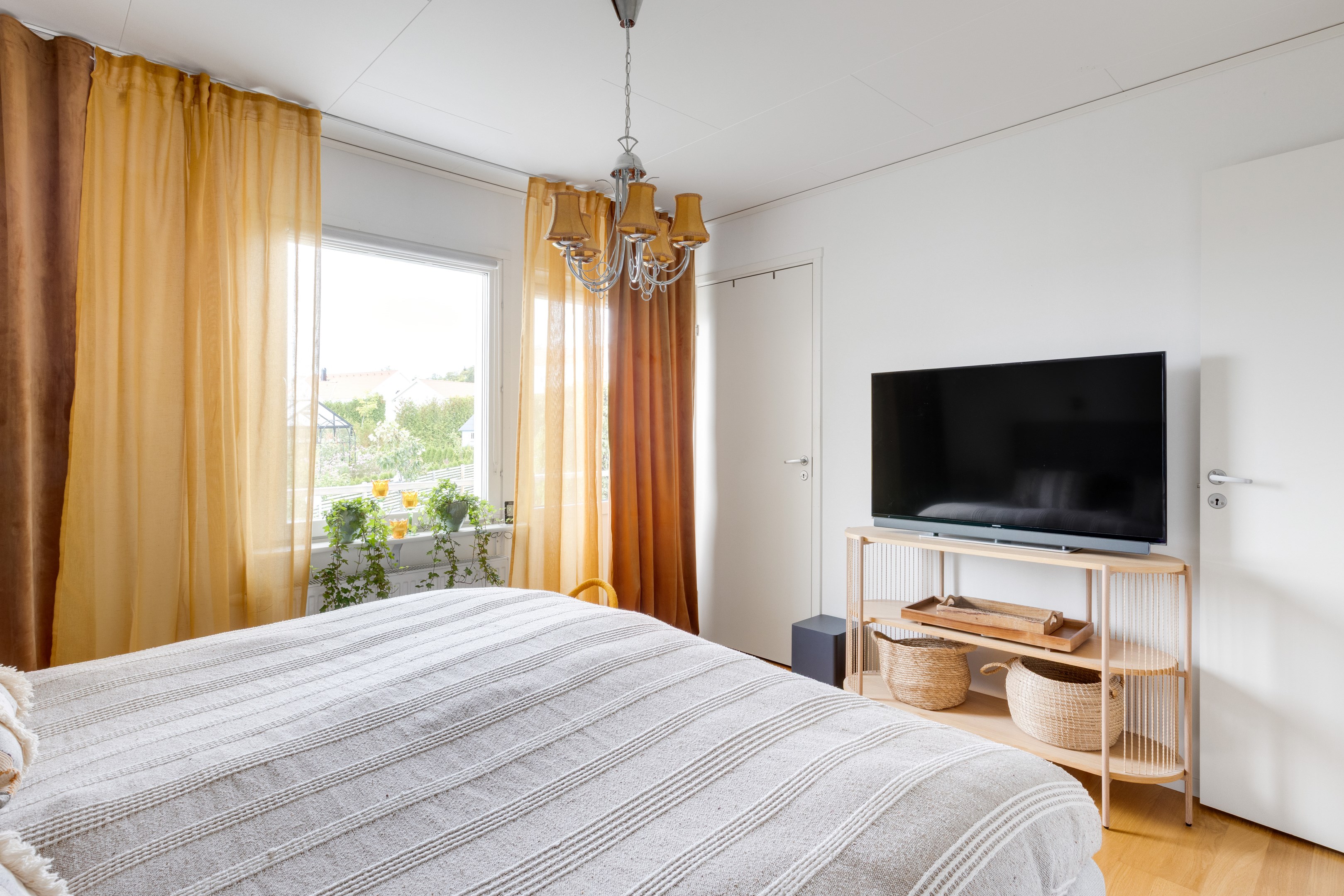 Bostadsbild från Kaprifolvägen 12, Kommande i Örsundsbro, Enköping