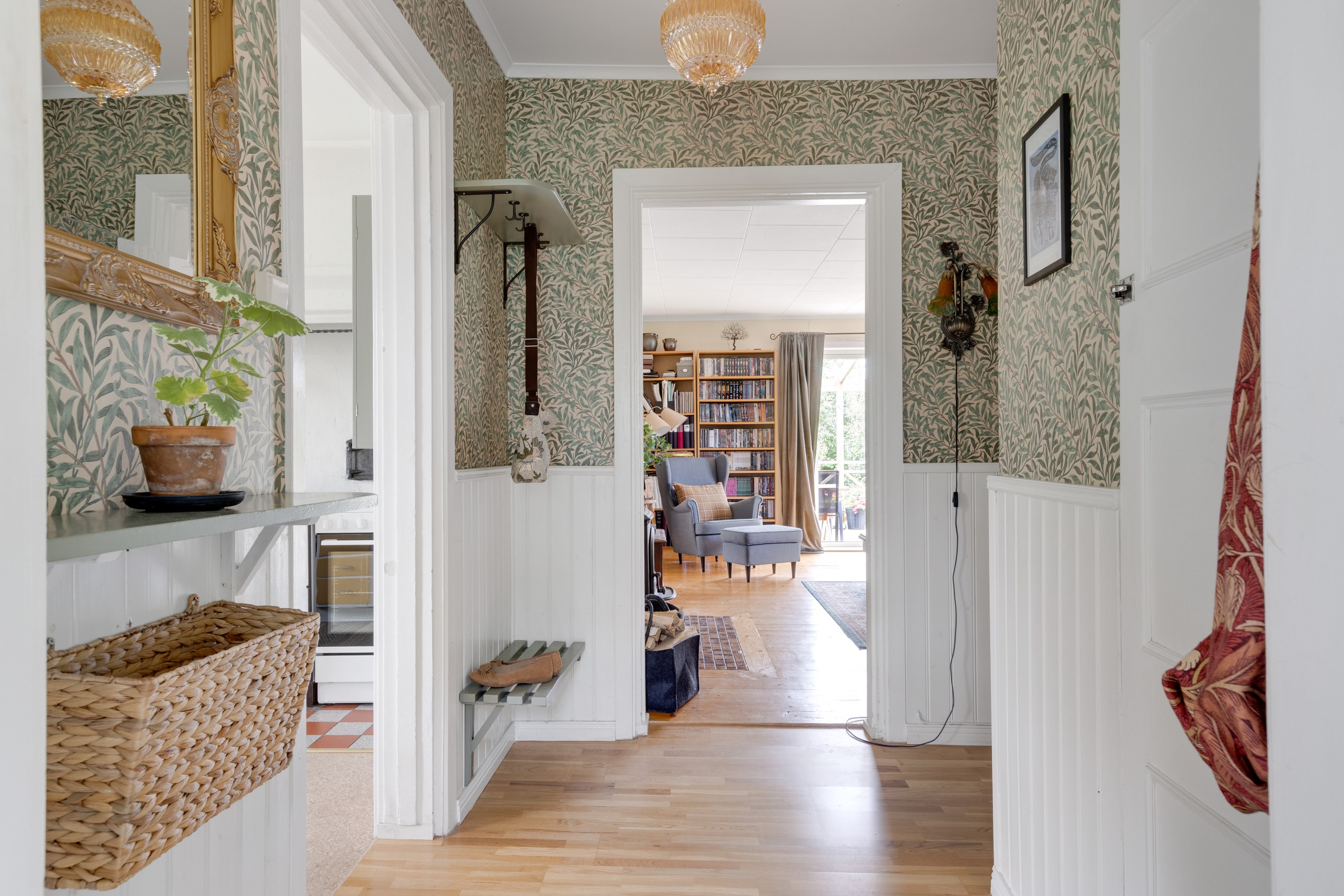 Bostadsbild från Orvenbo 153, Till salu i Heby, Heby