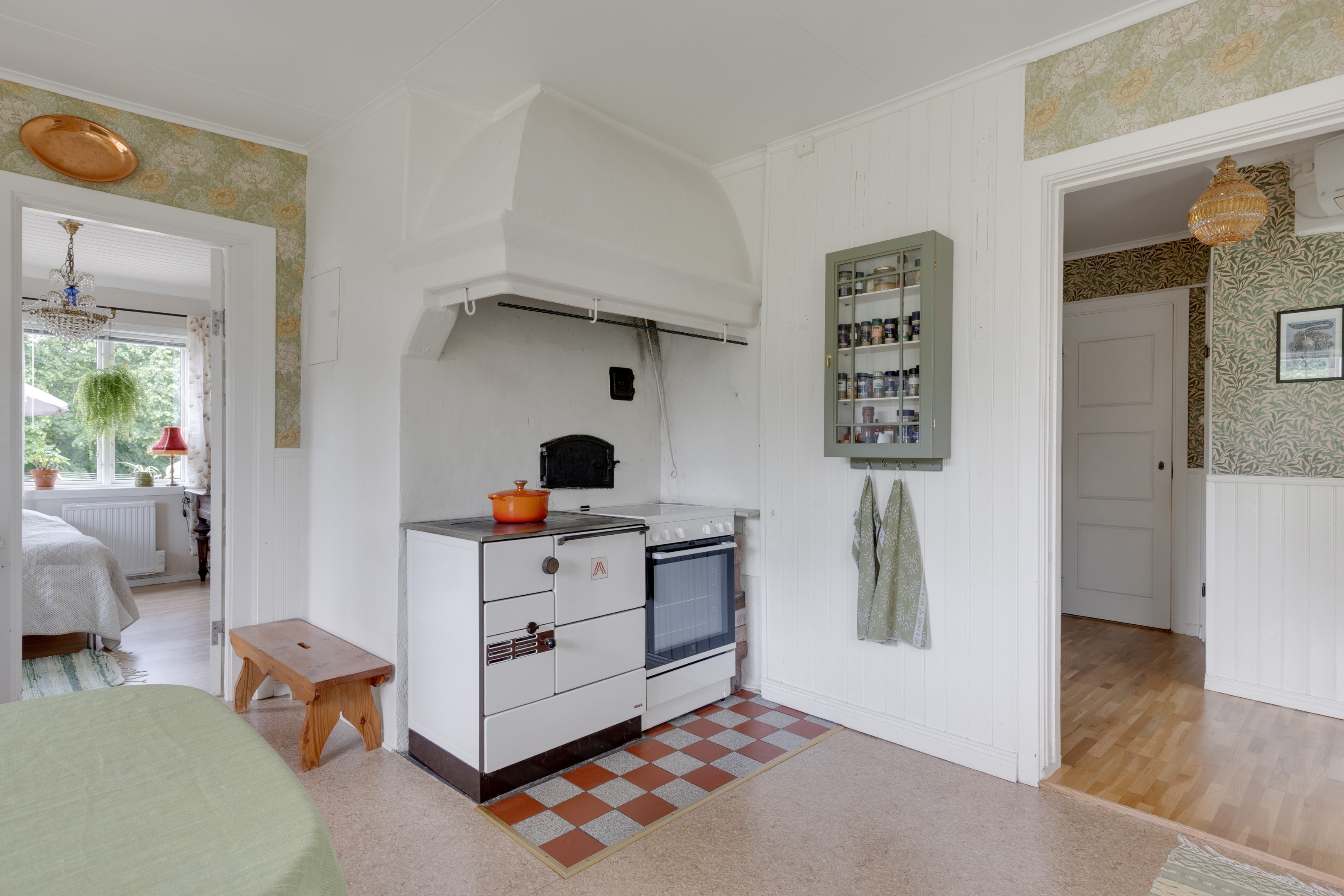 Bostadsbild från Orvenbo 153, Till salu i Heby, Heby