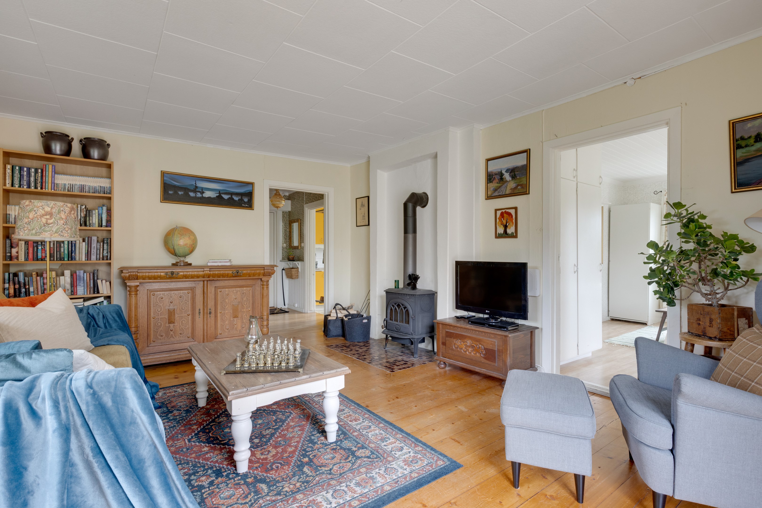 Bostadsbild från Orvenbo 153, Till salu i Heby, Heby