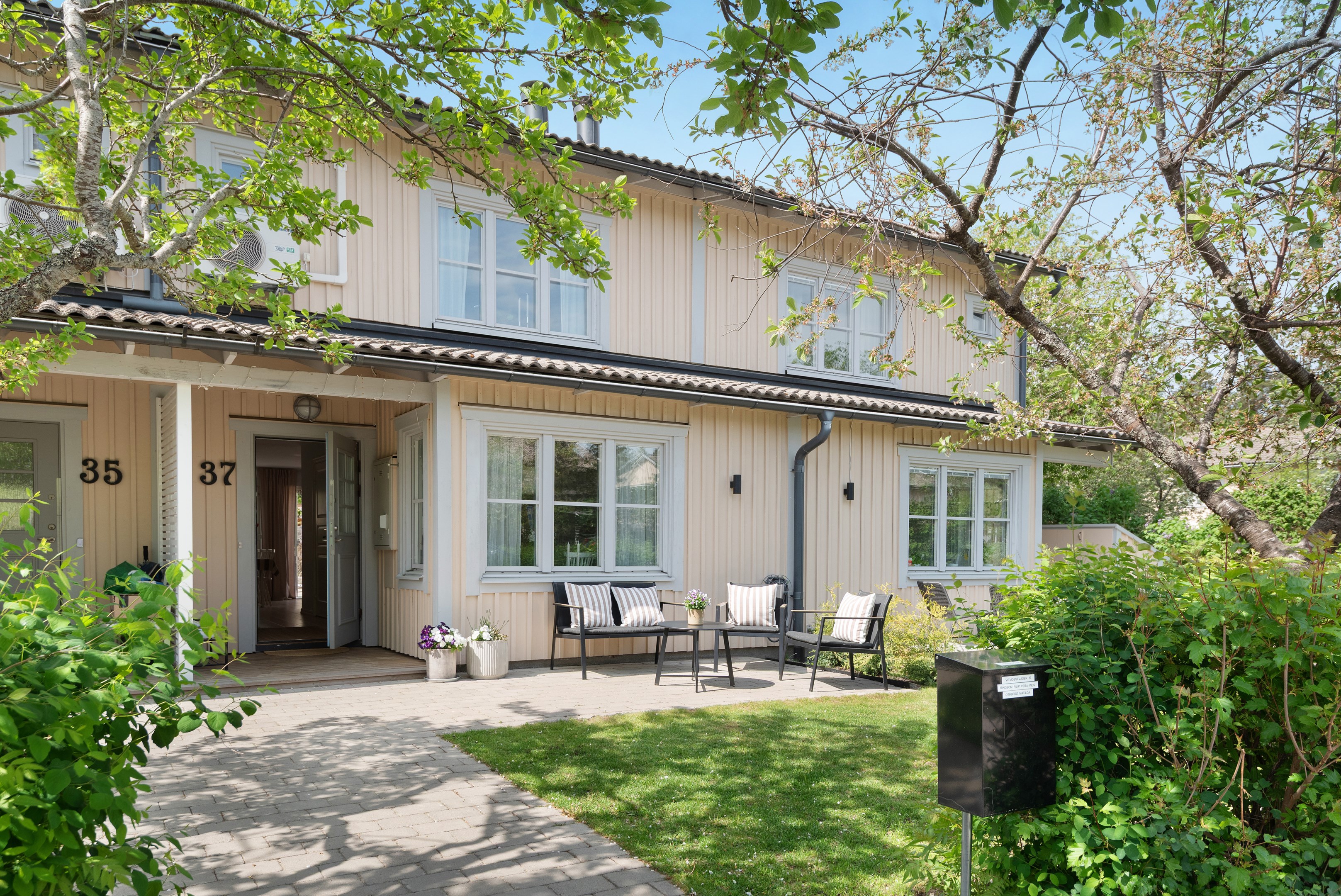 Bostadsbild från Vitmossevägen 37, Såld i Gustavsberg - Holmviksskogen, Värmdö