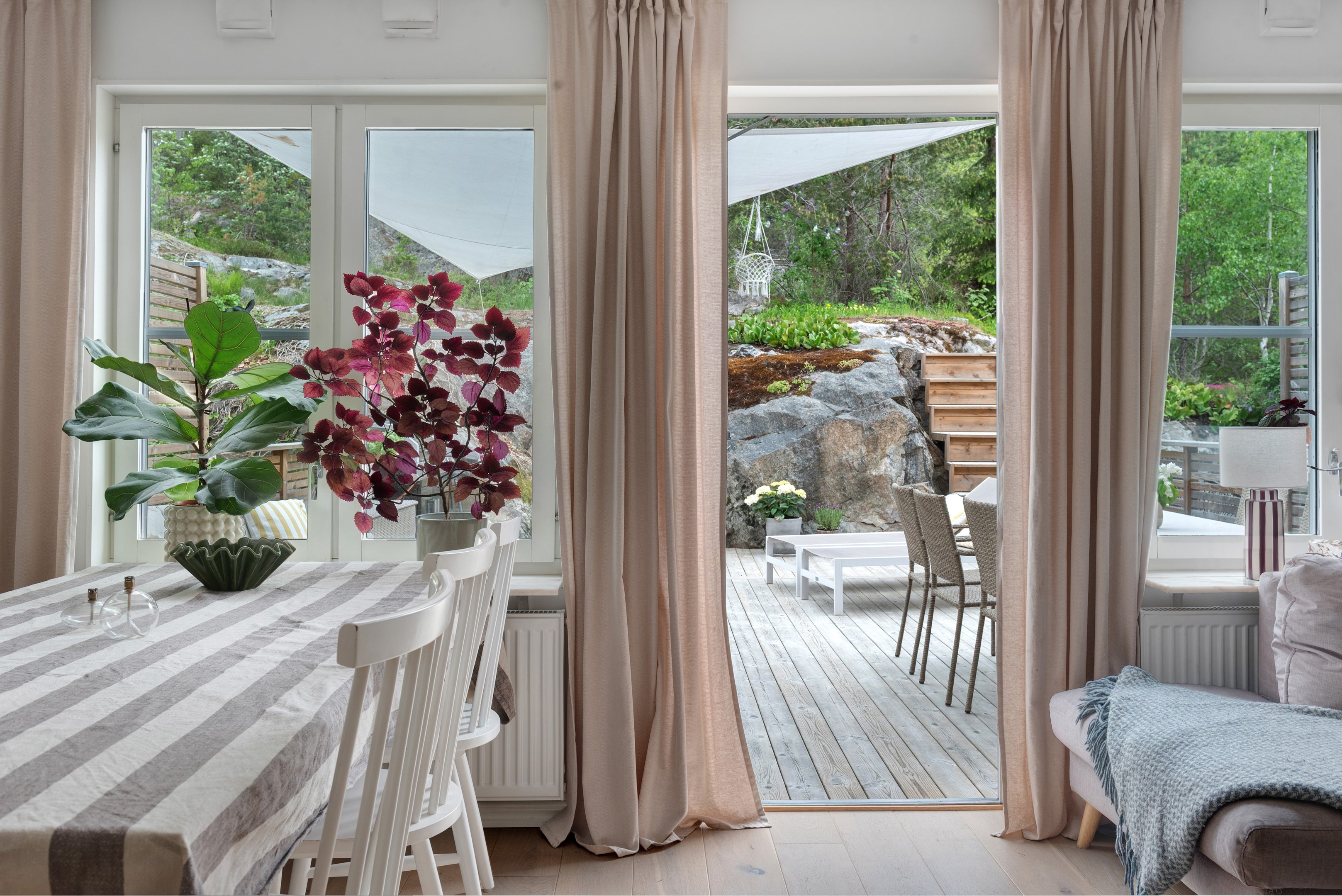 Bostadsbild från Vitmossevägen 37, Såld i Gustavsberg - Holmviksskogen, Värmdö