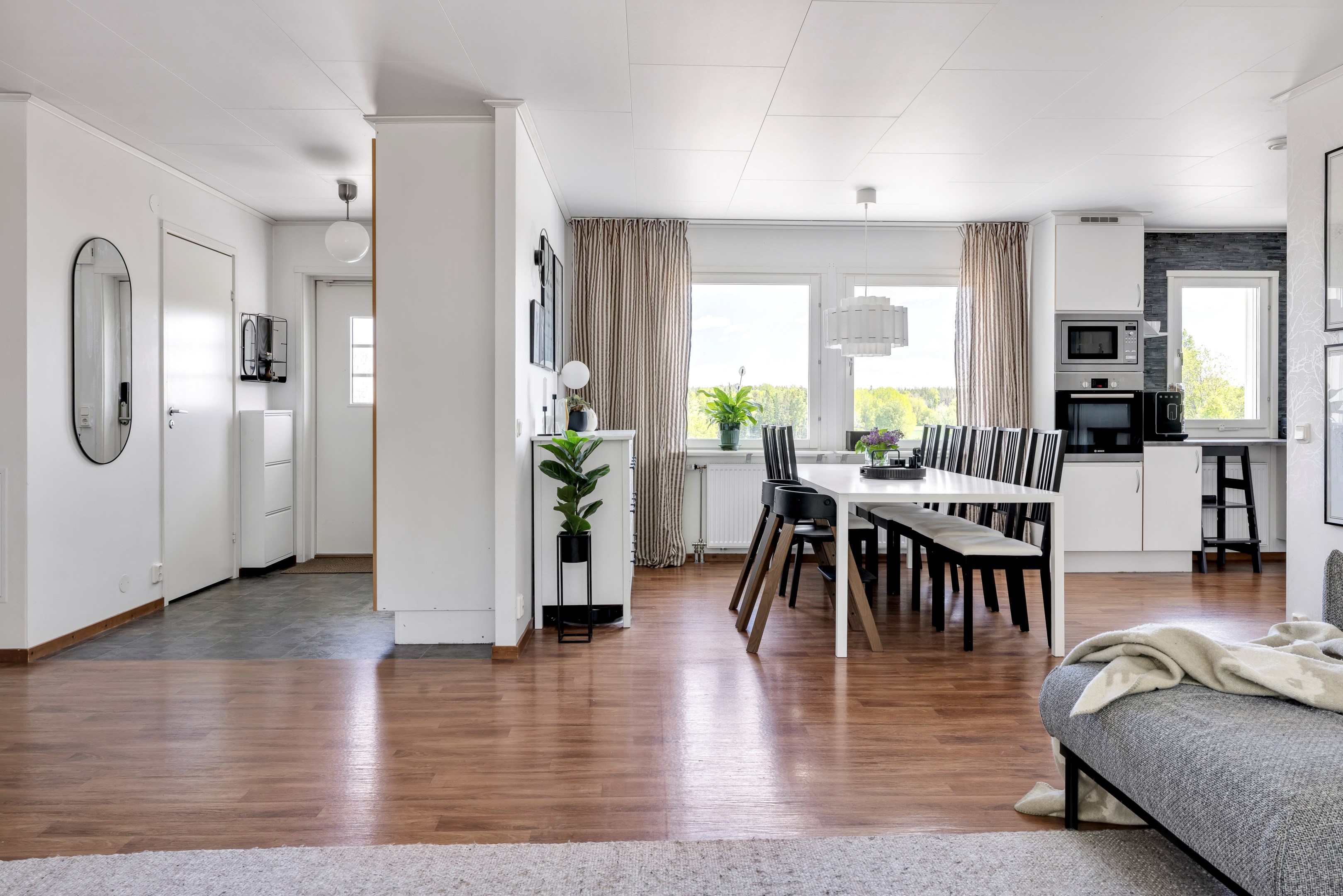 Bostadsbild från Frötuna 17, Såld i Rasbo, Uppsala