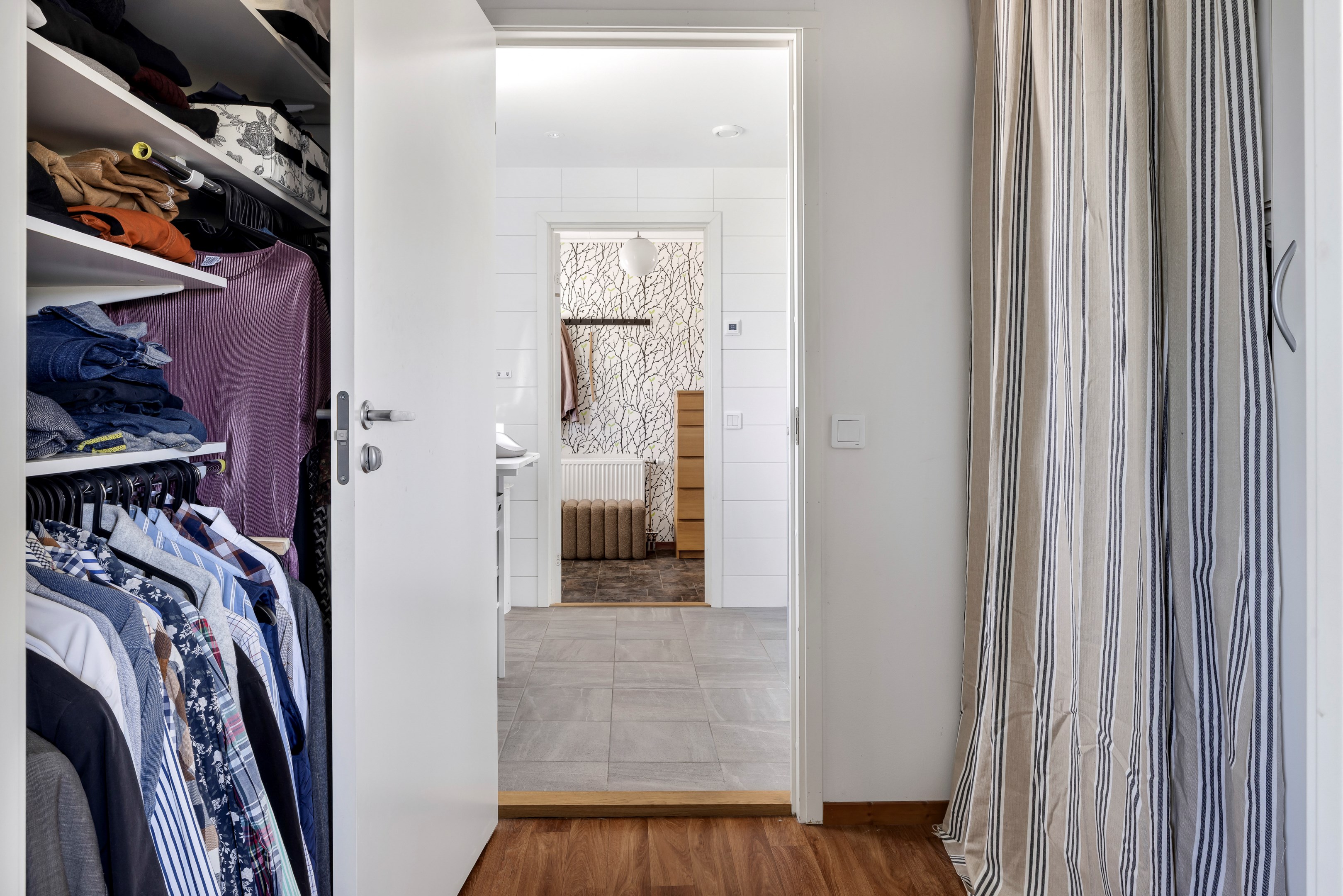 Bostadsbild från Frötuna 17, Såld i Rasbo, Uppsala