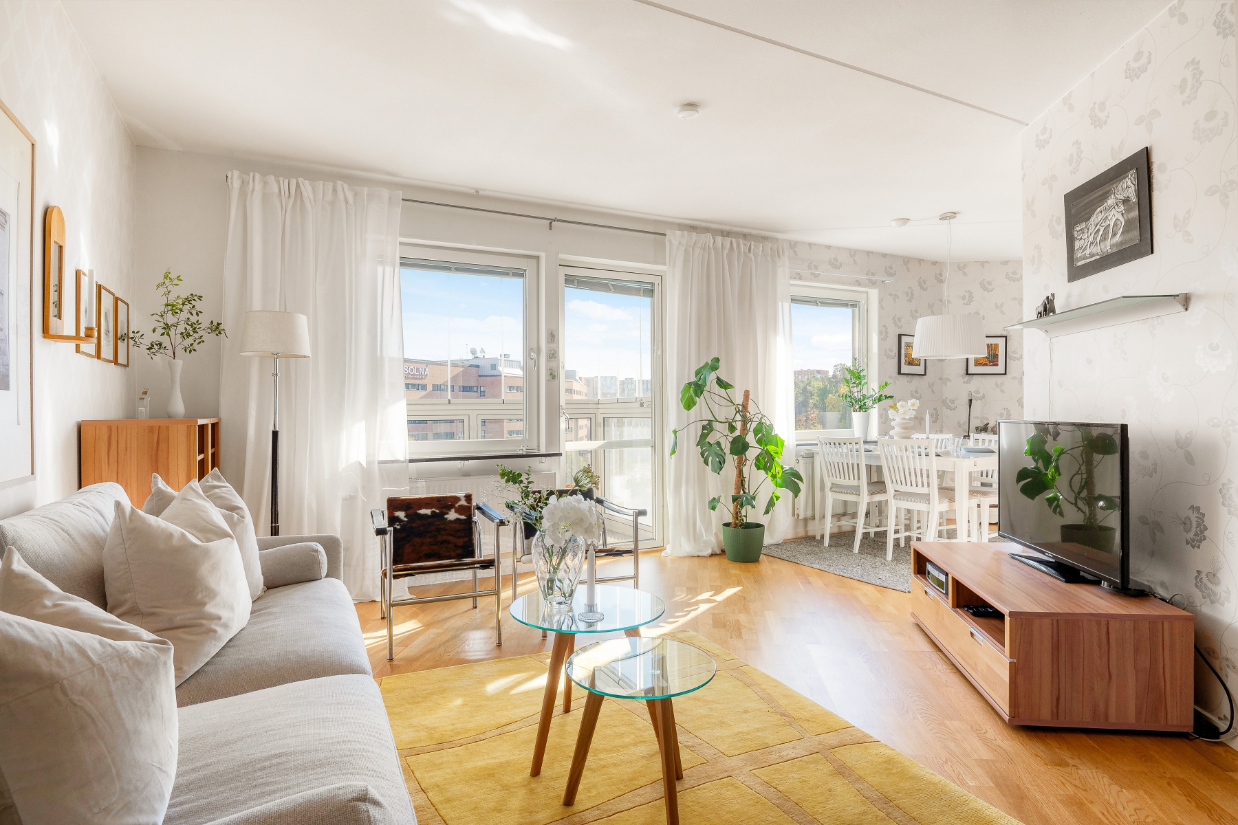 Bostadsbild från Gyllene Hästens Torg 9, Såld i Ulriksdal, Solna