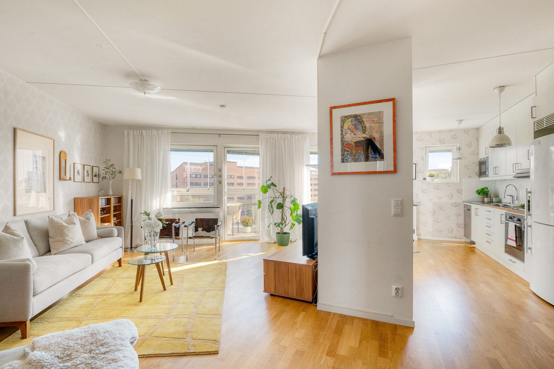 Bostadsbild från Gyllene Hästens Torg 9, Såld i Ulriksdal, Solna