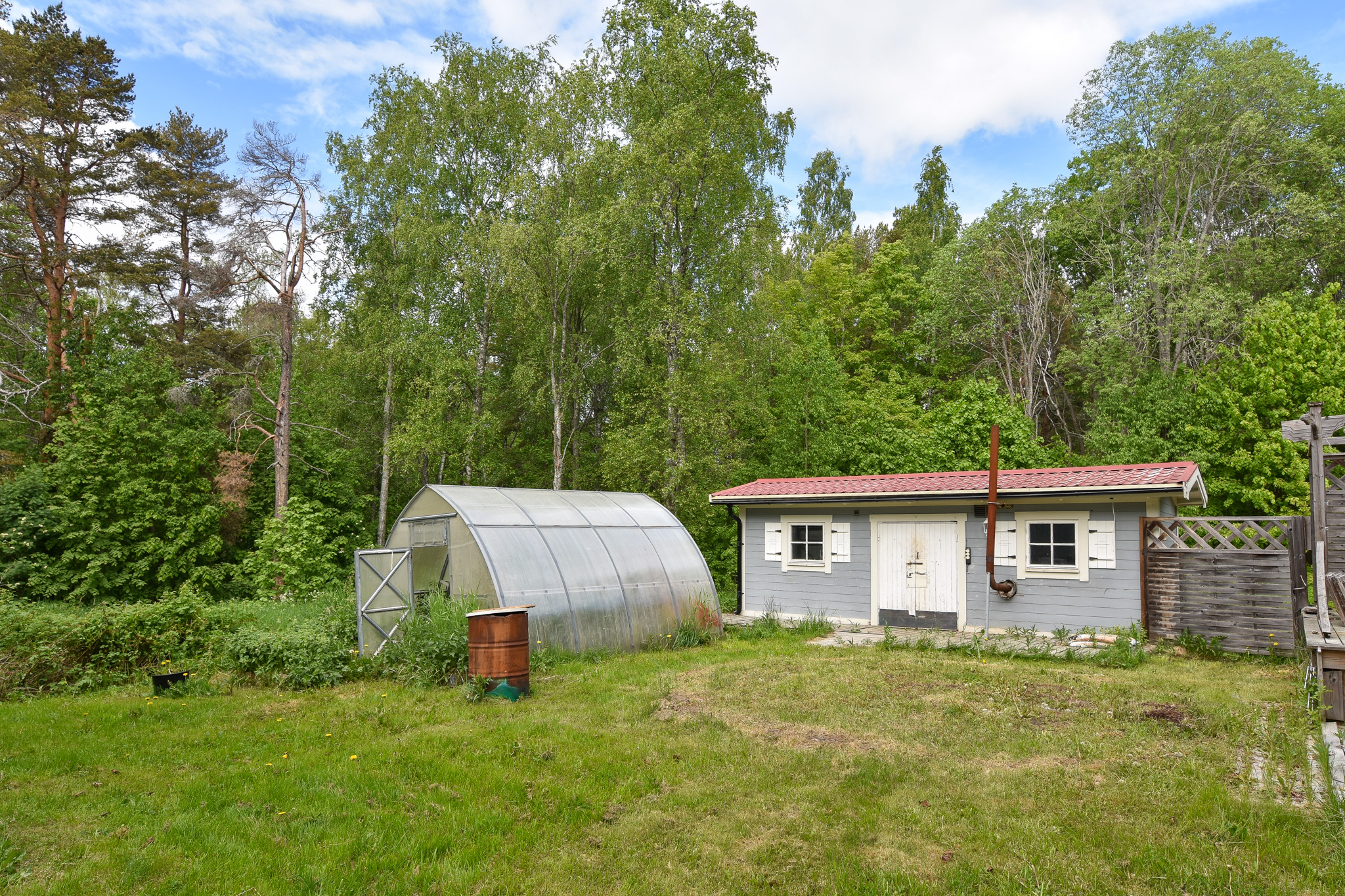 Växthus och Förråd