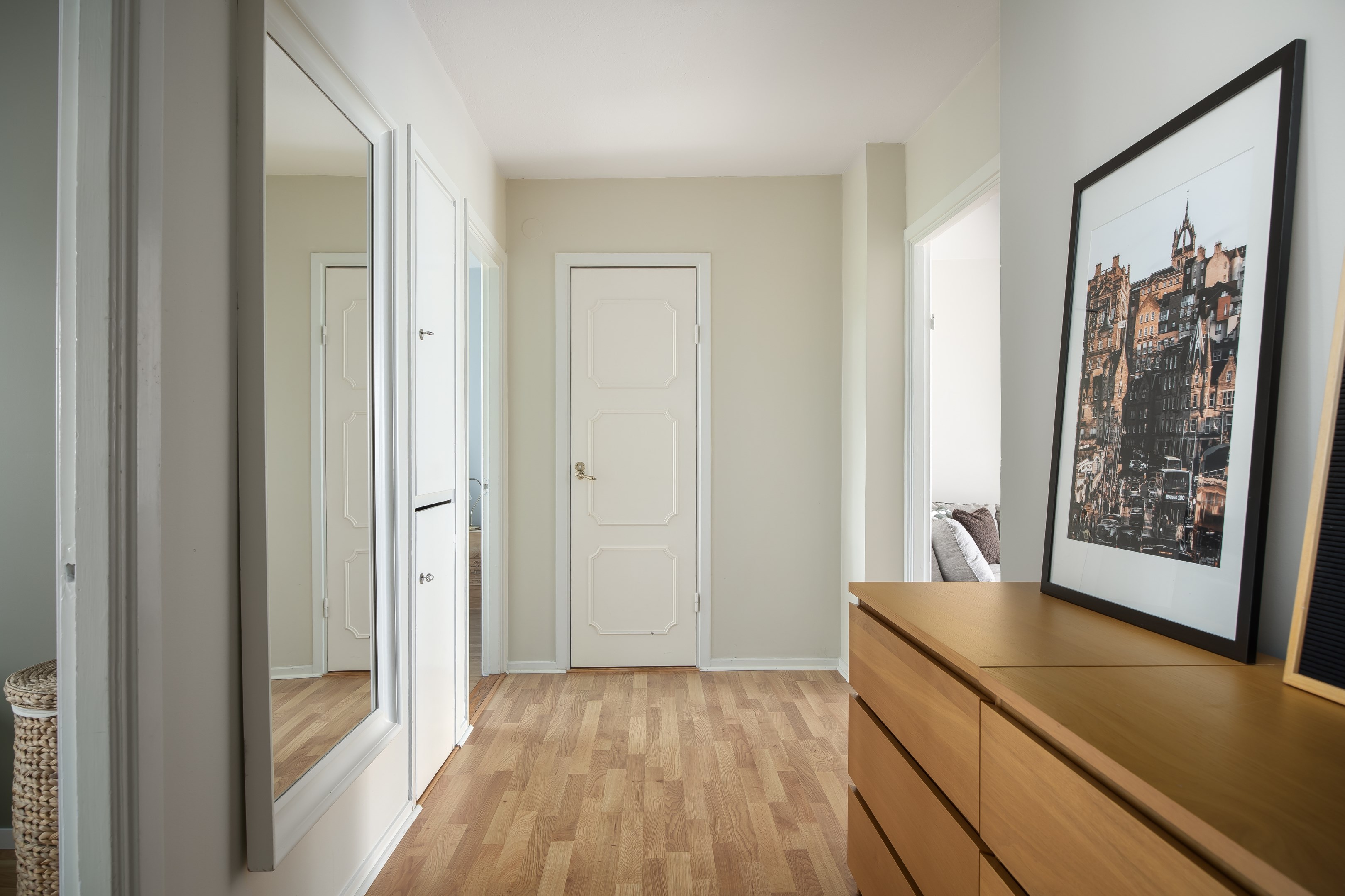 Bostadsbild från Becksjudarvägen 47, Till salu i Finntorp, Nacka