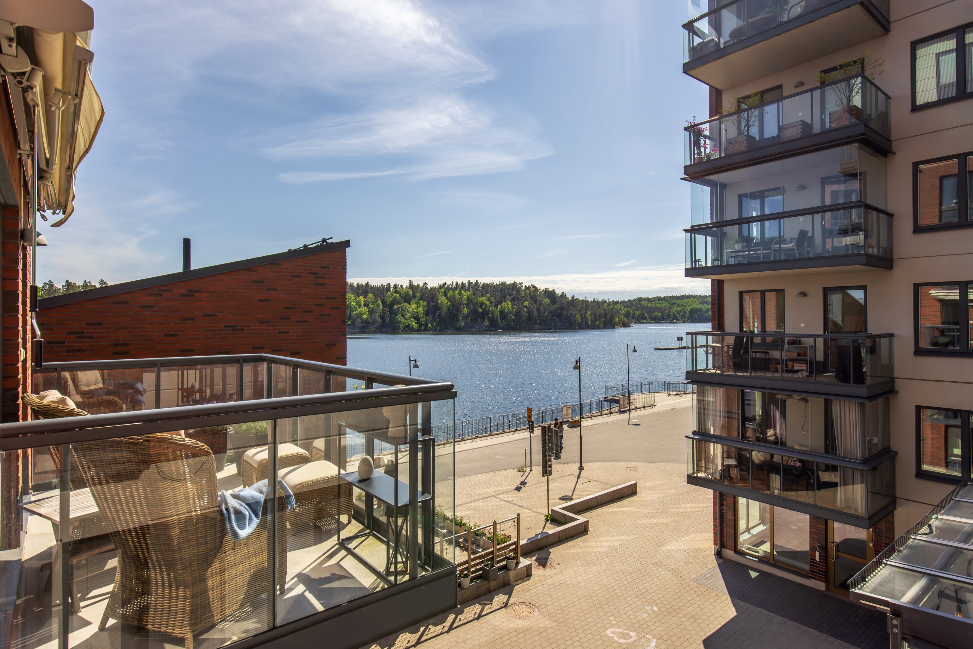 Bostadsbild från Tollare kaj 6, 3 tr, Till salu i Tollare, Nacka