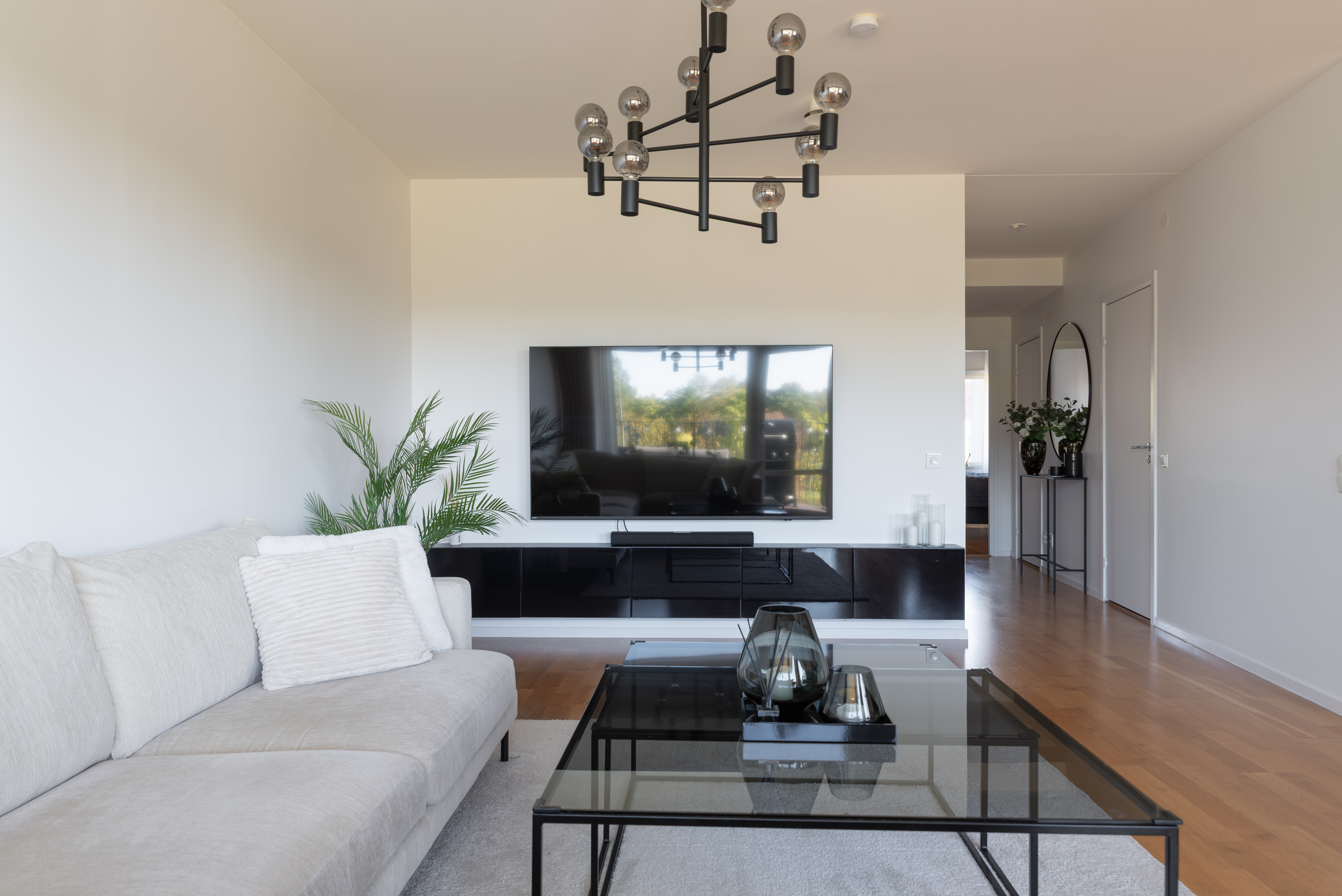 Bostadsbild från Älvkullevägen 12B, Kommande i Älvkullen, Västerås